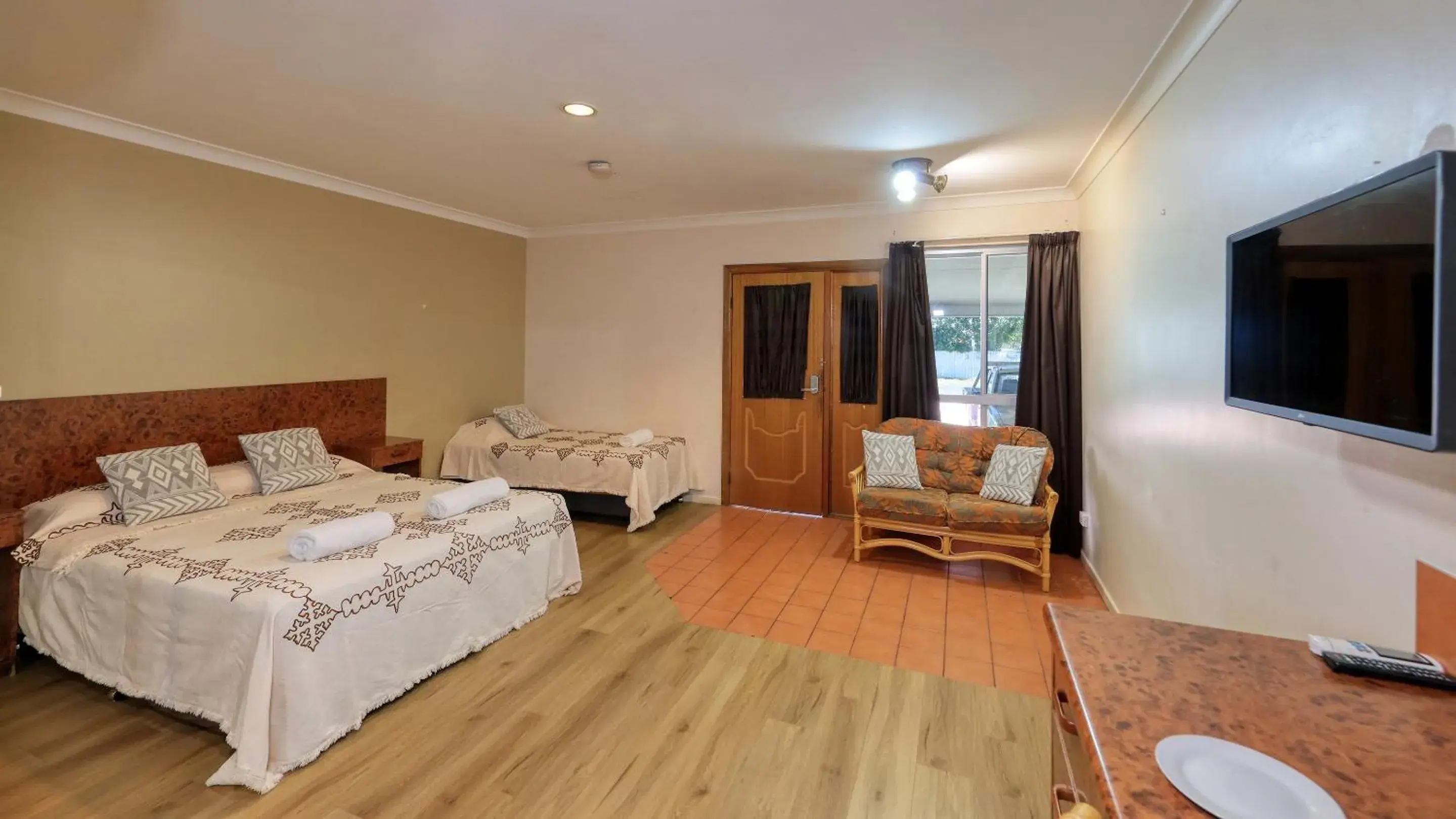 Bed in Townview Motel Bed in Townview Motel