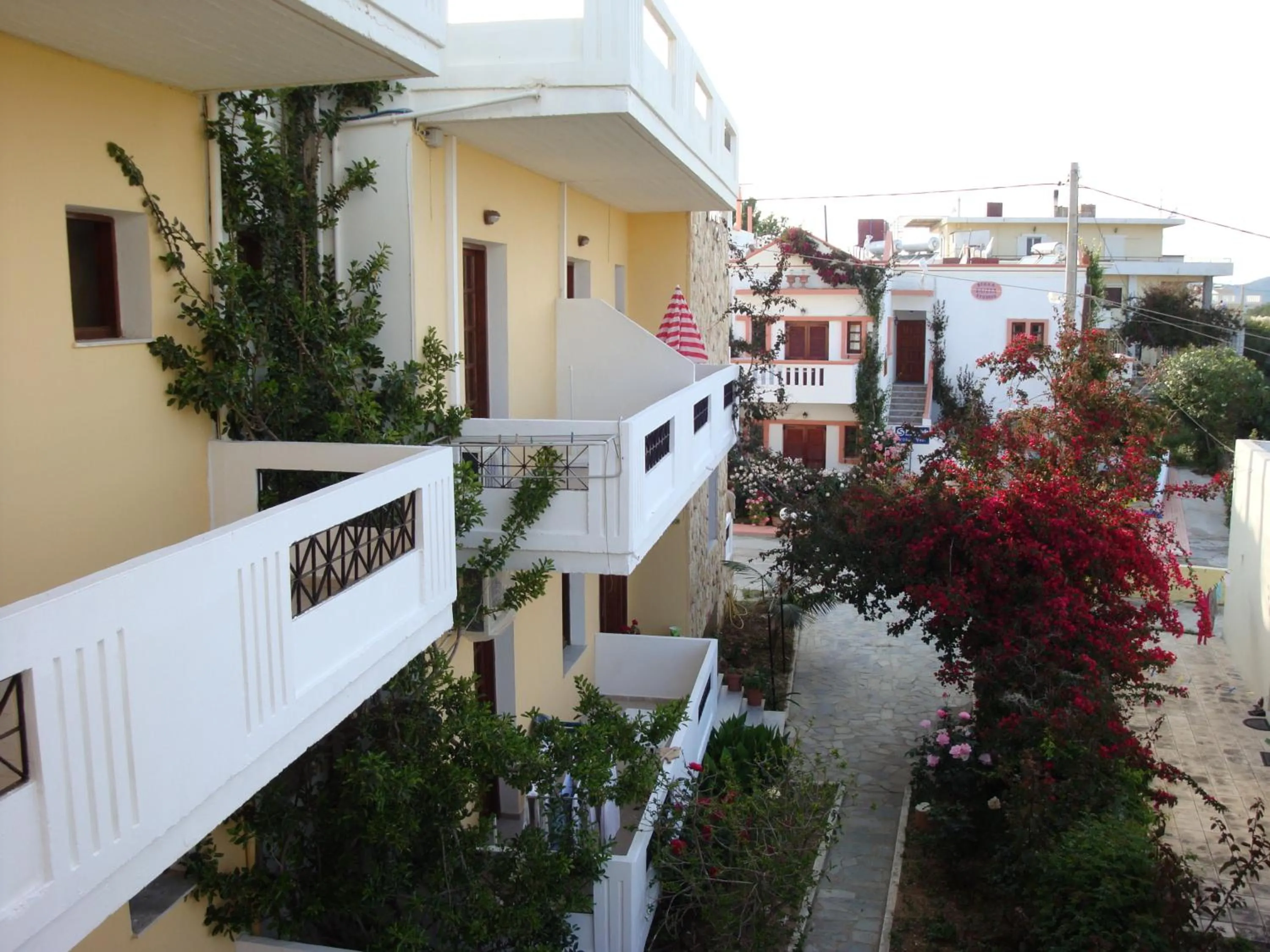 Facade/entrance in Anniko