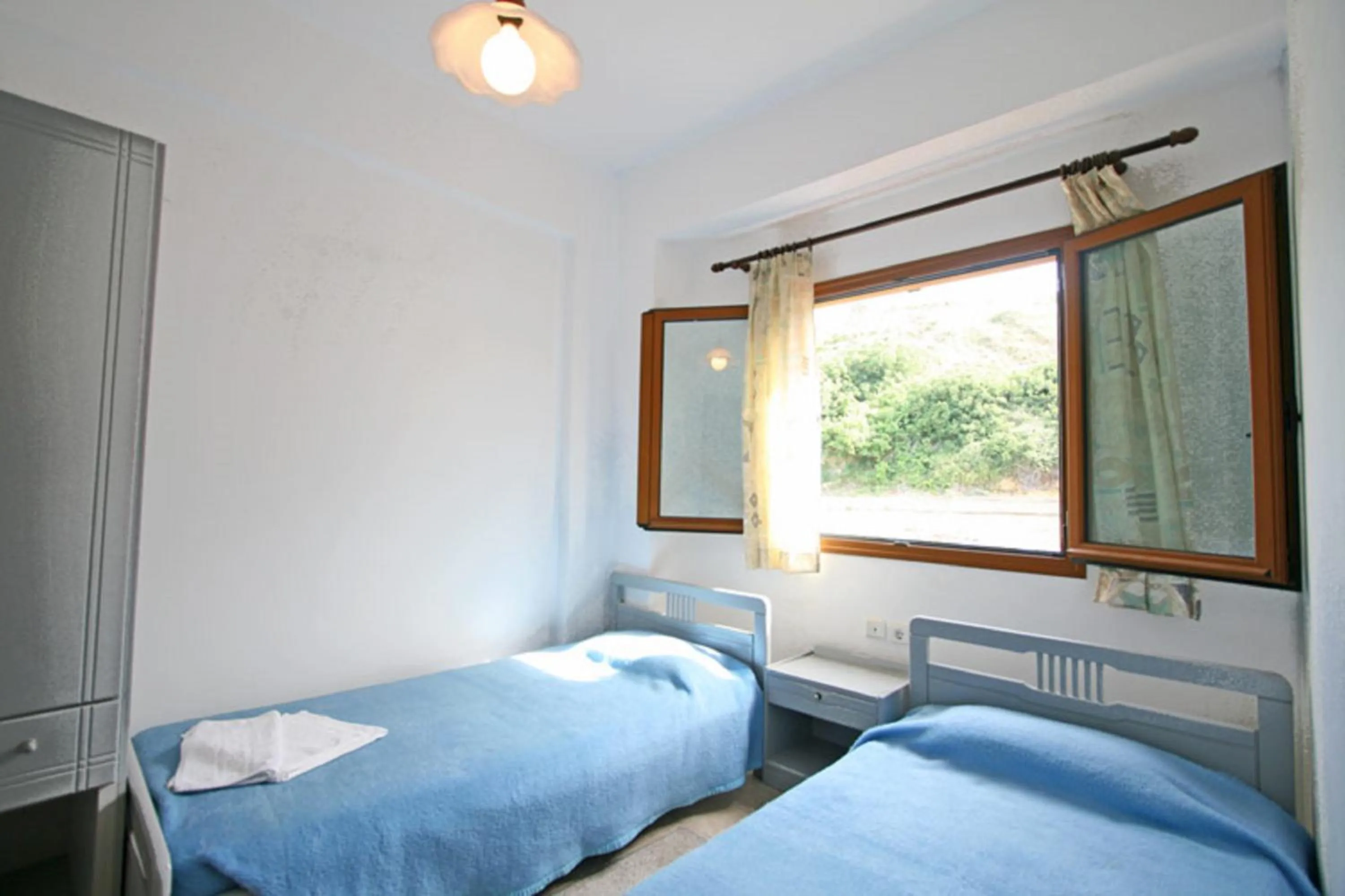 Bed in Anniko