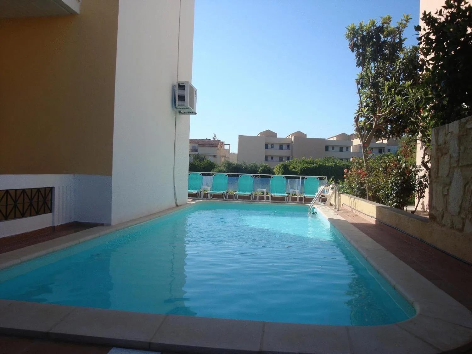 Swimming pool in Anniko