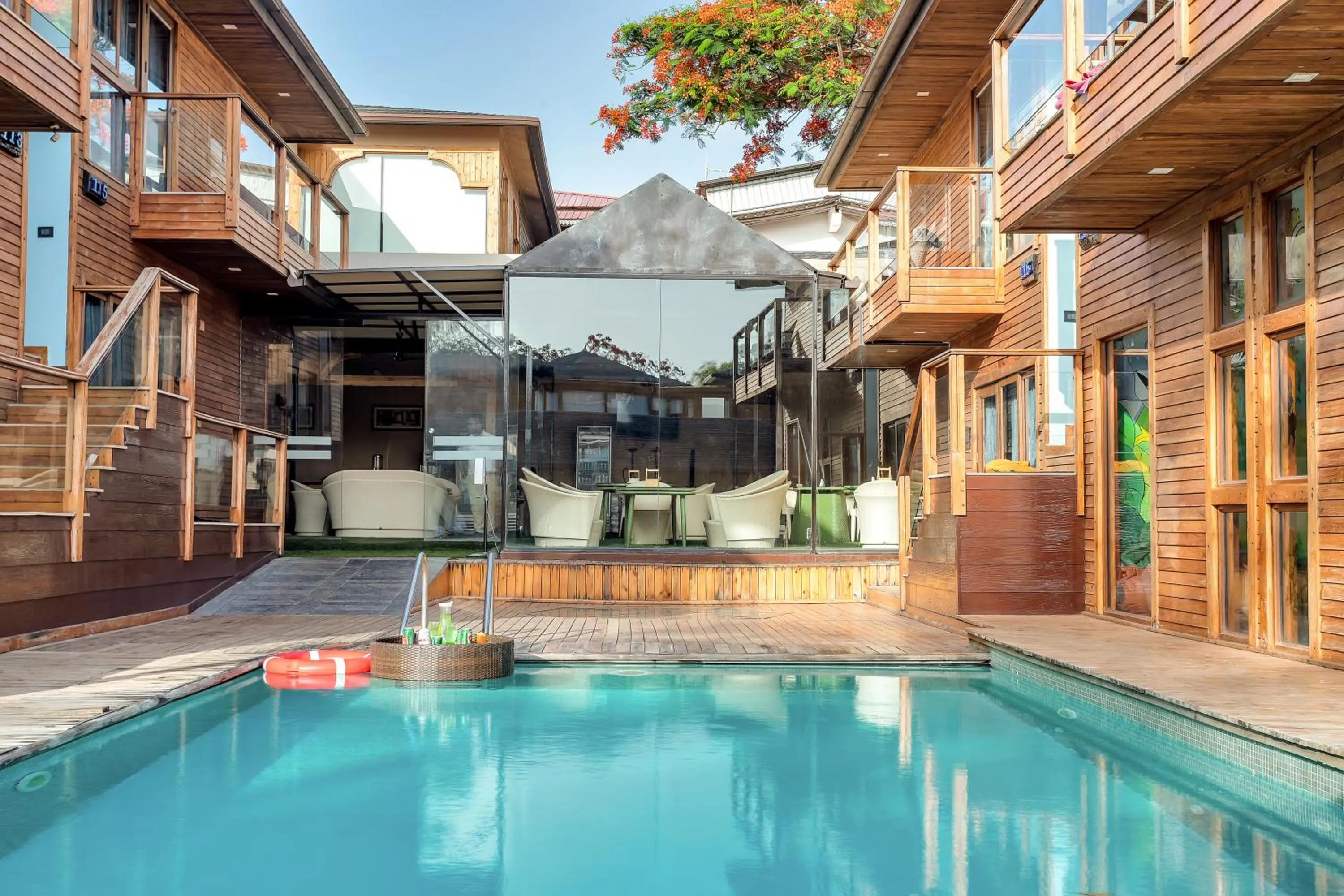 Swimming pool in The Baga Beach Resort