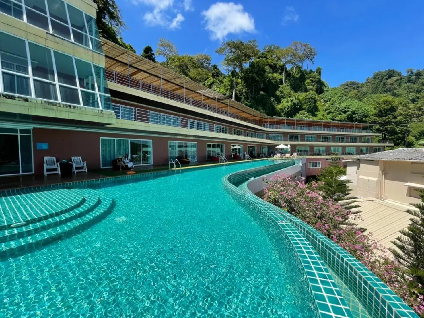 Property building in Phi Phi Cliff Beach Resort Property building in Phi Phi Cliff Beach Resort