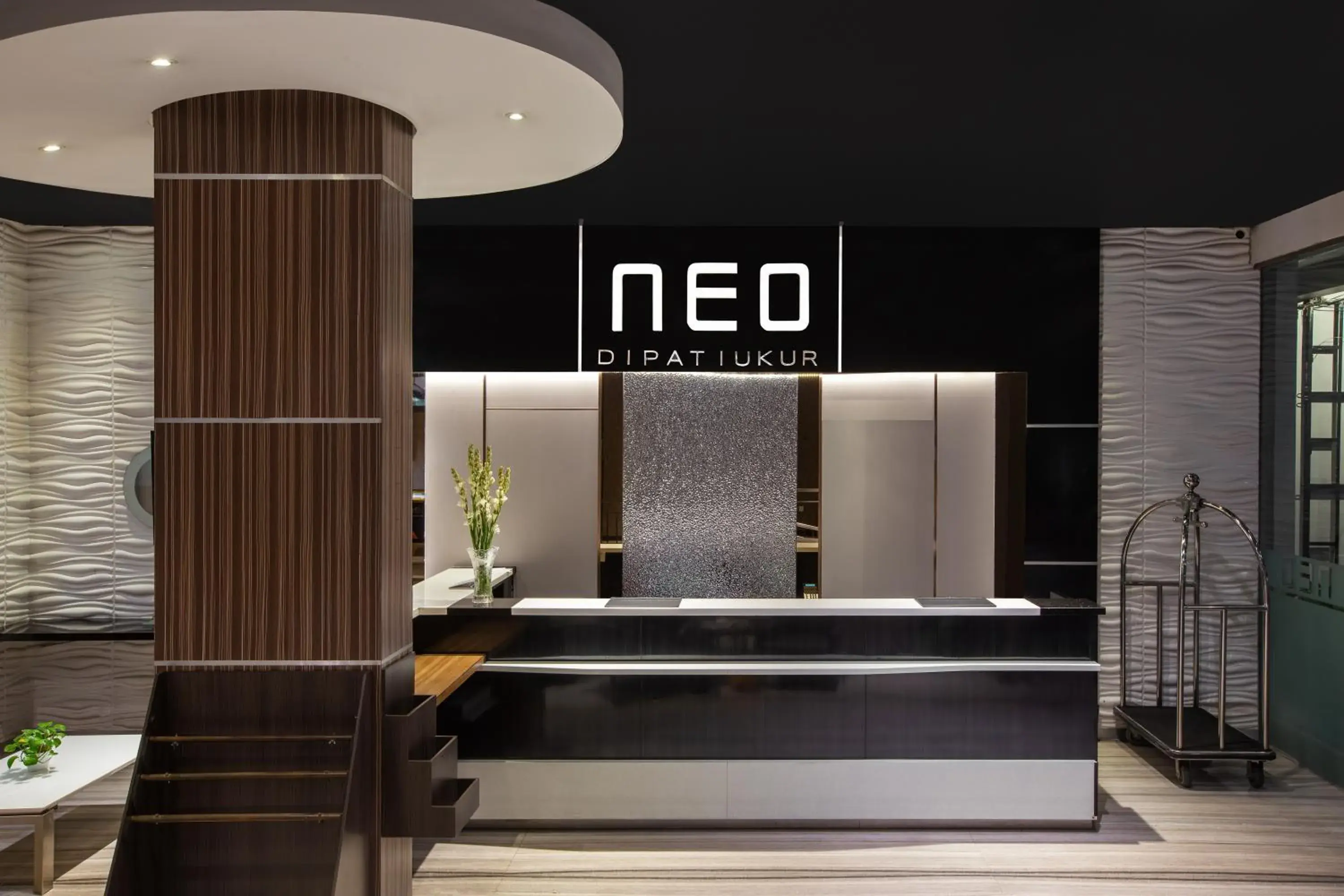 Lobby or reception in Neo Dipatiukur Bandung by ASTON Lobby or reception in Neo Dipatiukur Bandung by ASTON