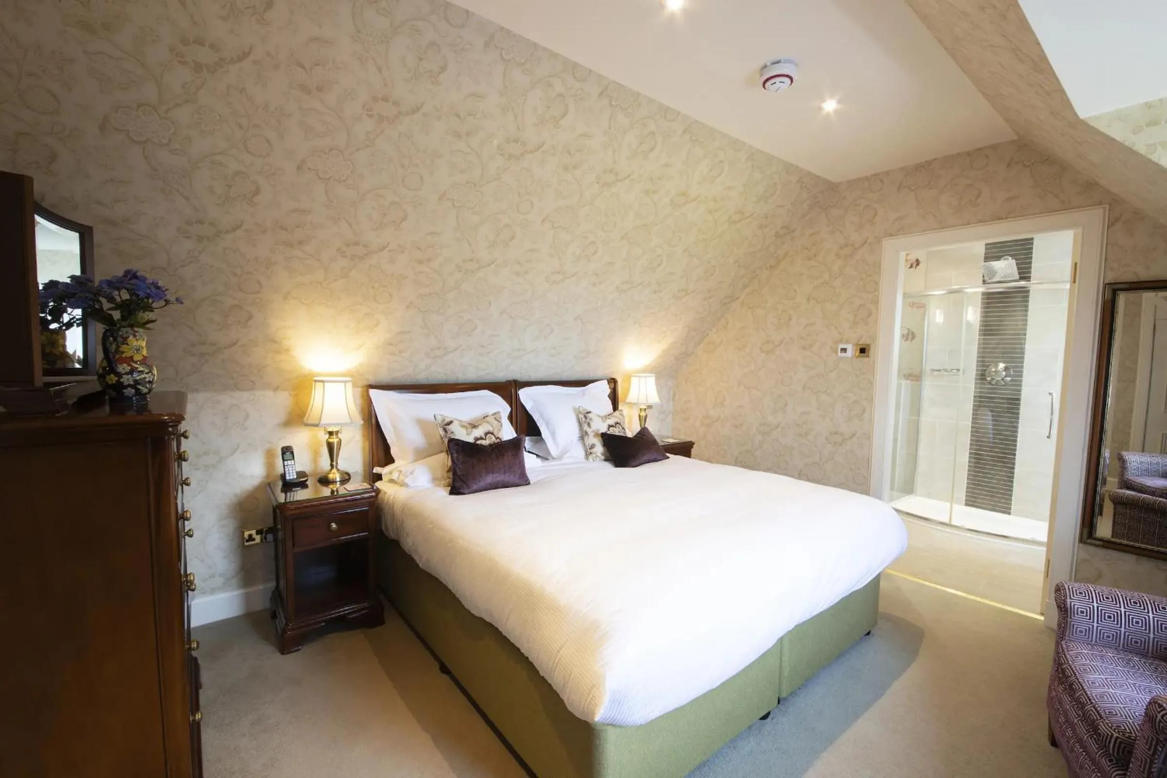 Bed in Knockinaam Lodge