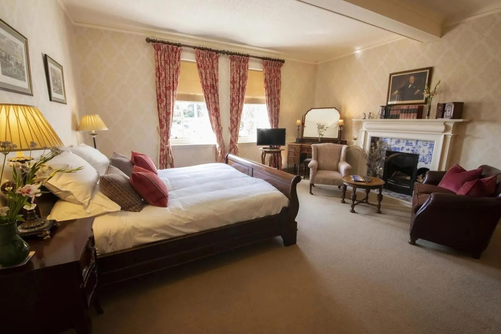 Bedroom, Bed in Knockinaam Lodge