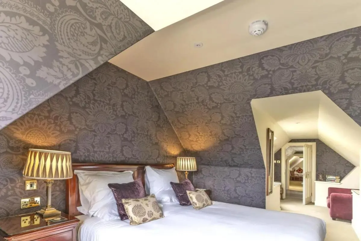 Bed in Knockinaam Lodge