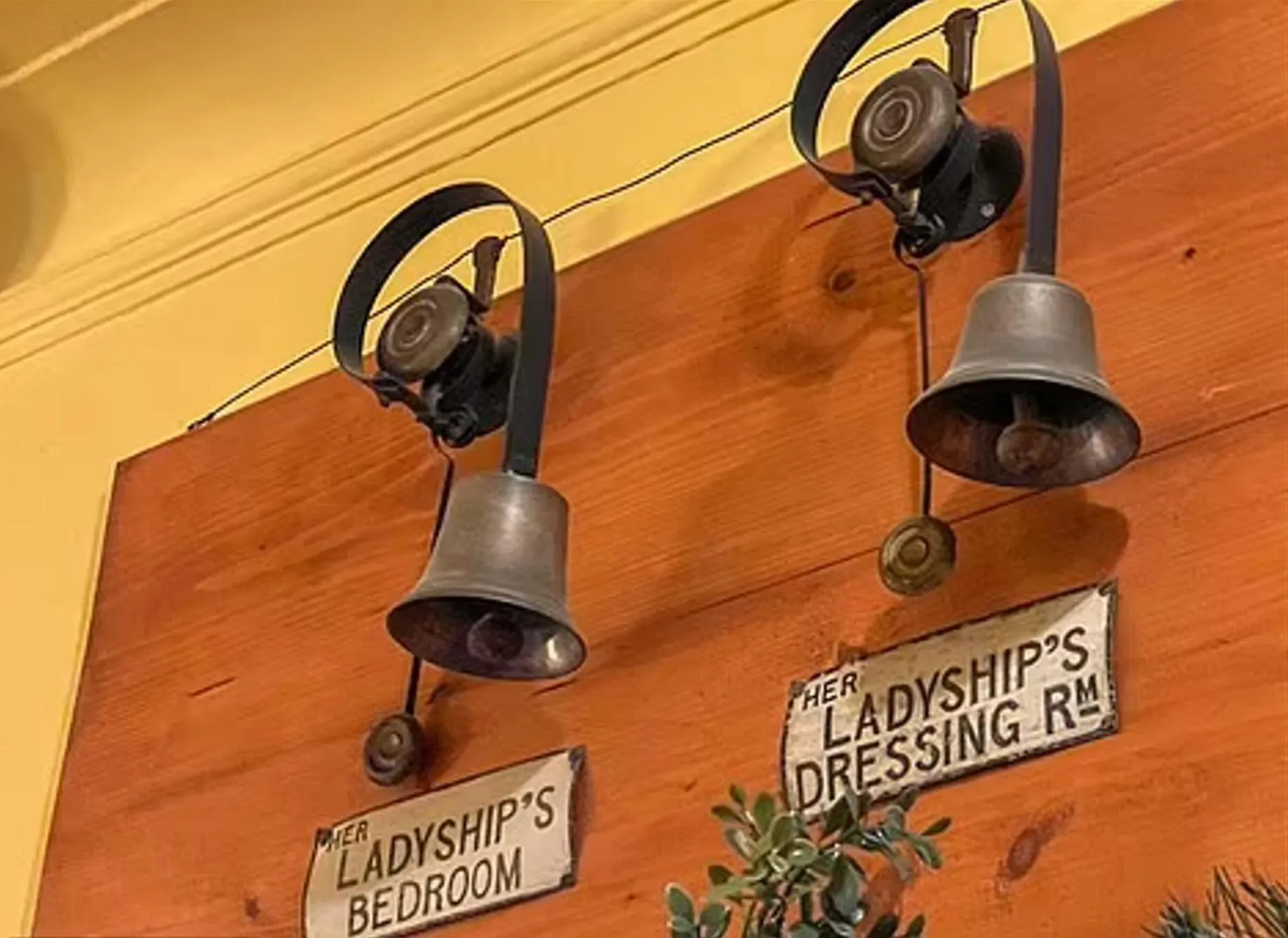 Decorative detail in Knockinaam Lodge