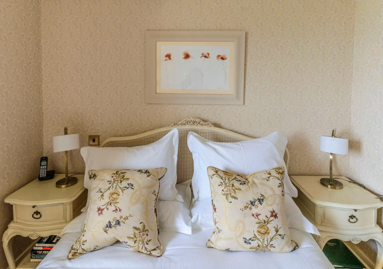 Bed in Knockinaam Lodge
