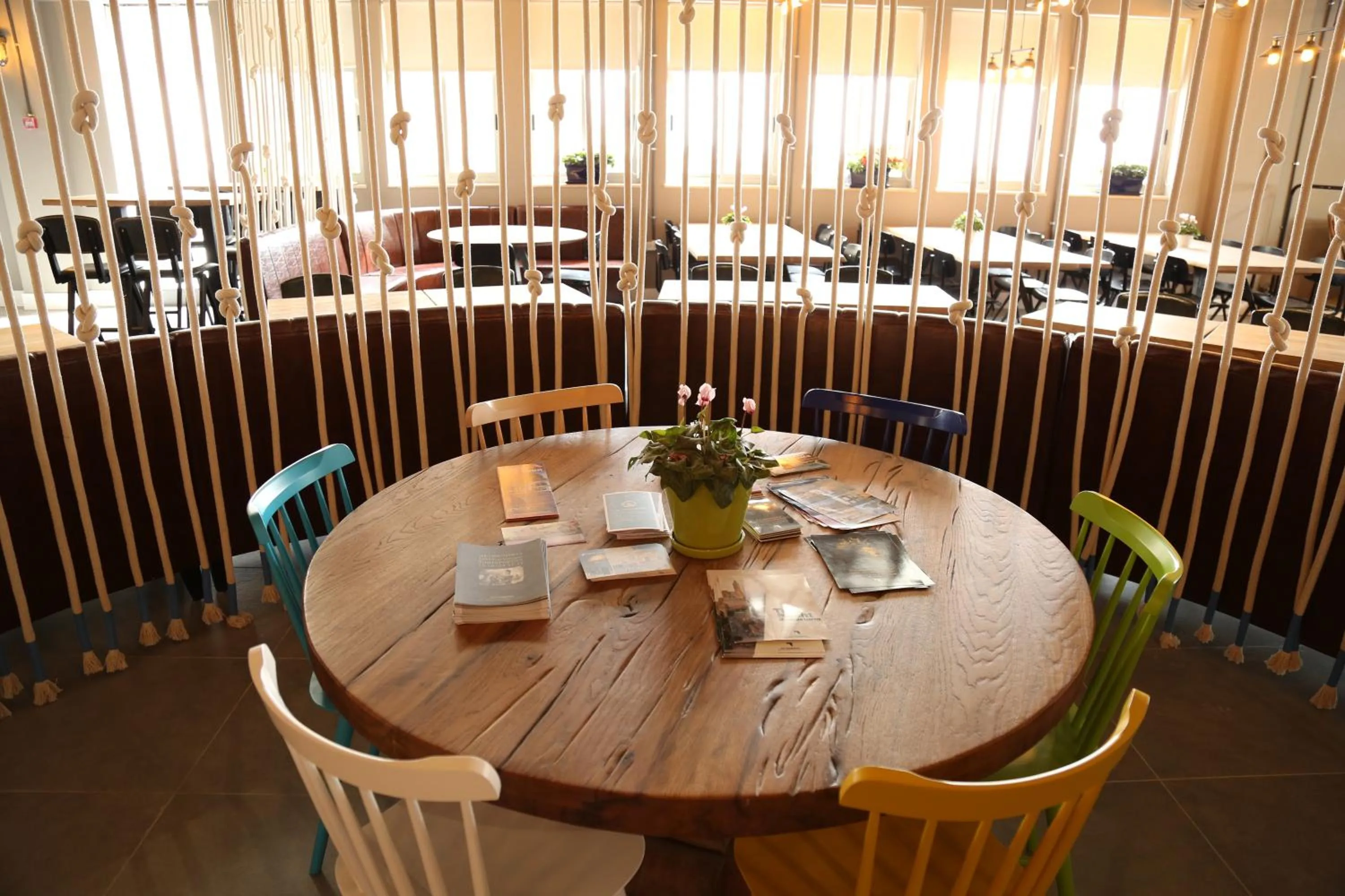 Lobby or reception in The Post Hostel Jerusalem