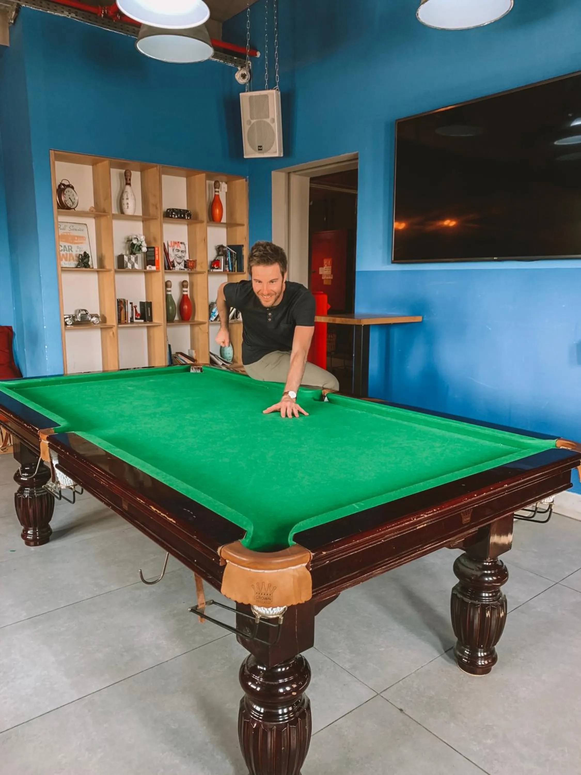 Communal lounge/ TV room in The Post Hostel Jerusalem