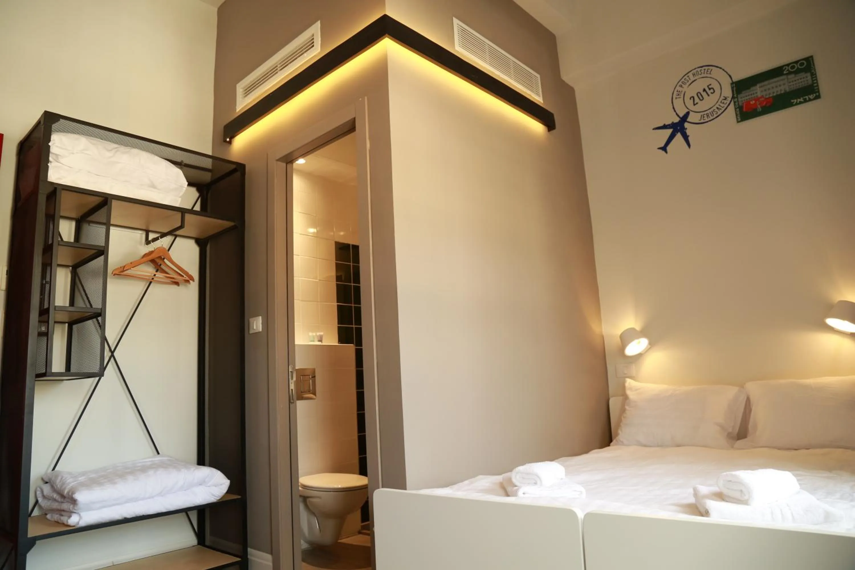 Bed in The Post Hostel Jerusalem