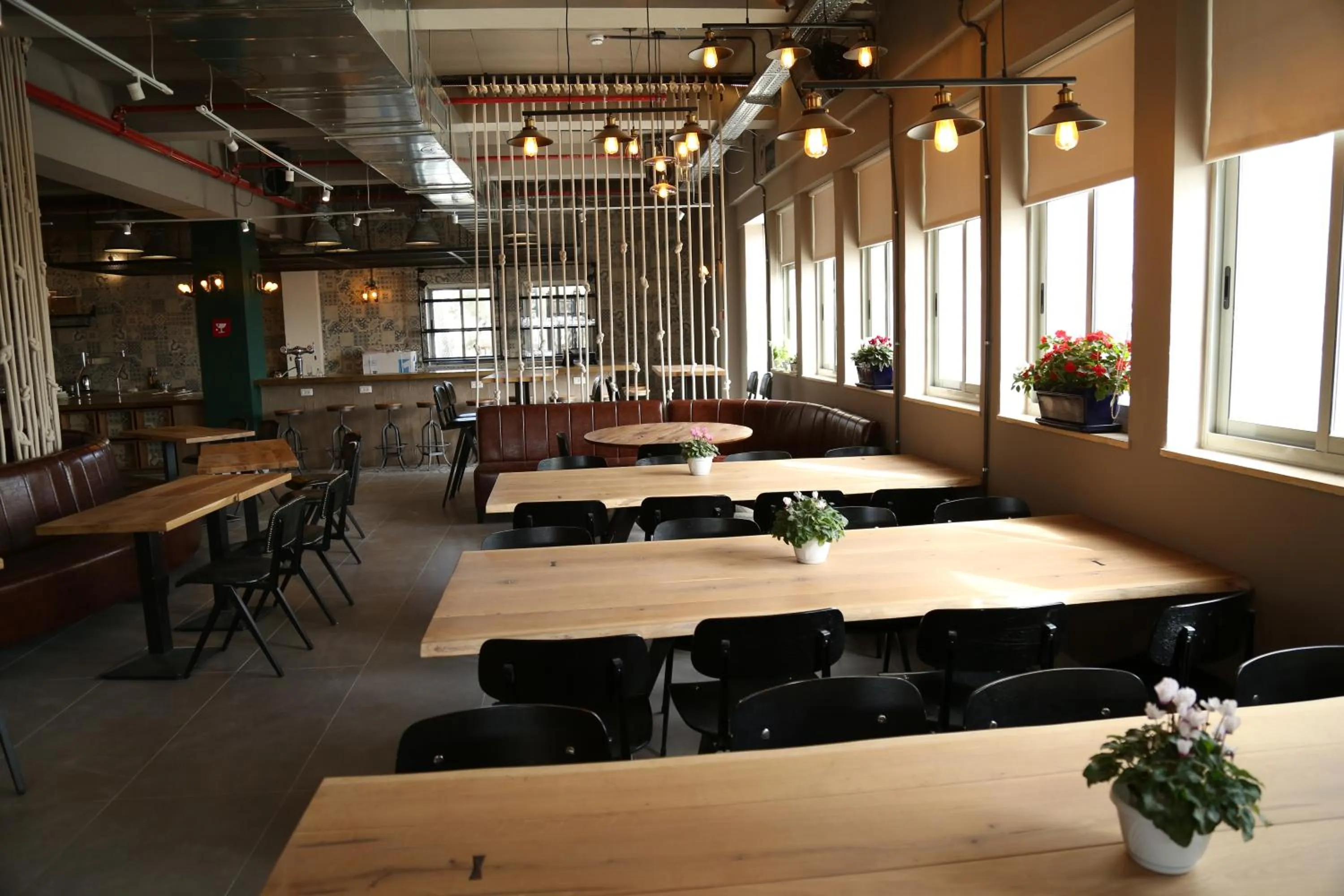 Lobby or reception in The Post Hostel Jerusalem