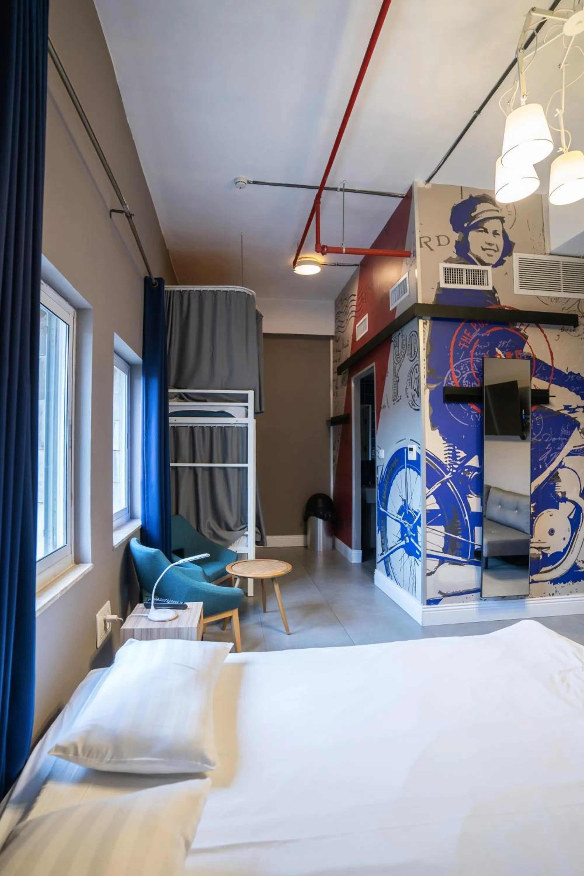 Bed in The Post Hostel Jerusalem