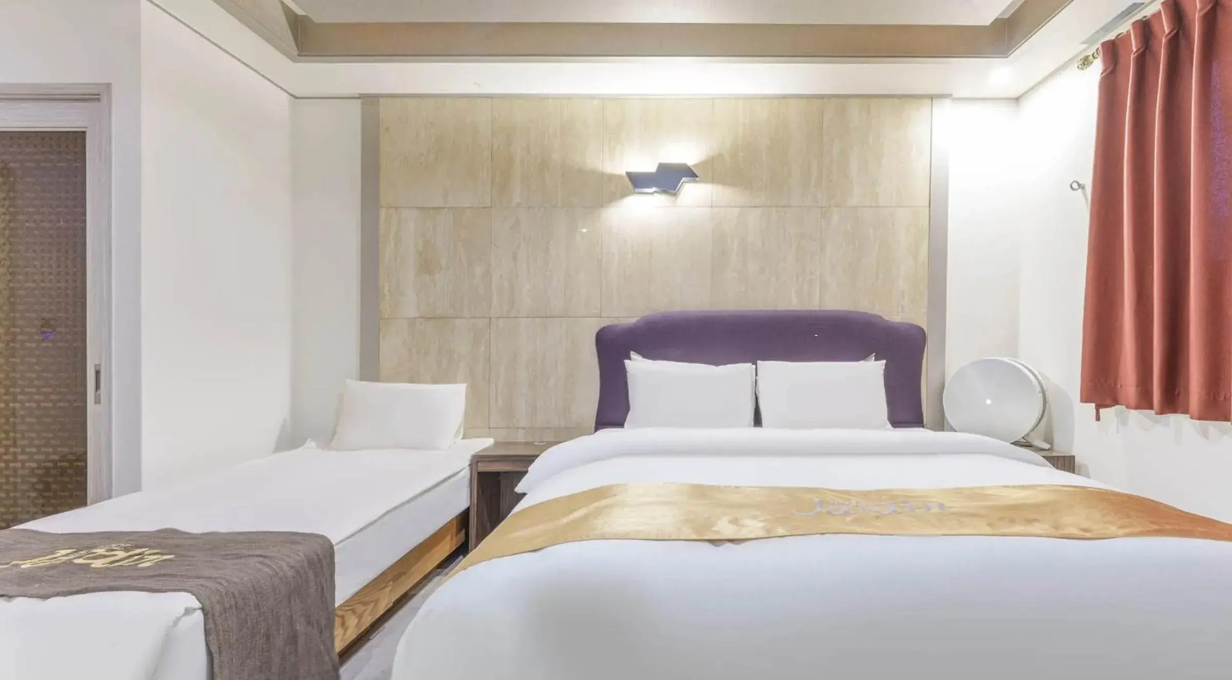 Triple Room in Jardin Hotel Triple Room in Jardin Hotel