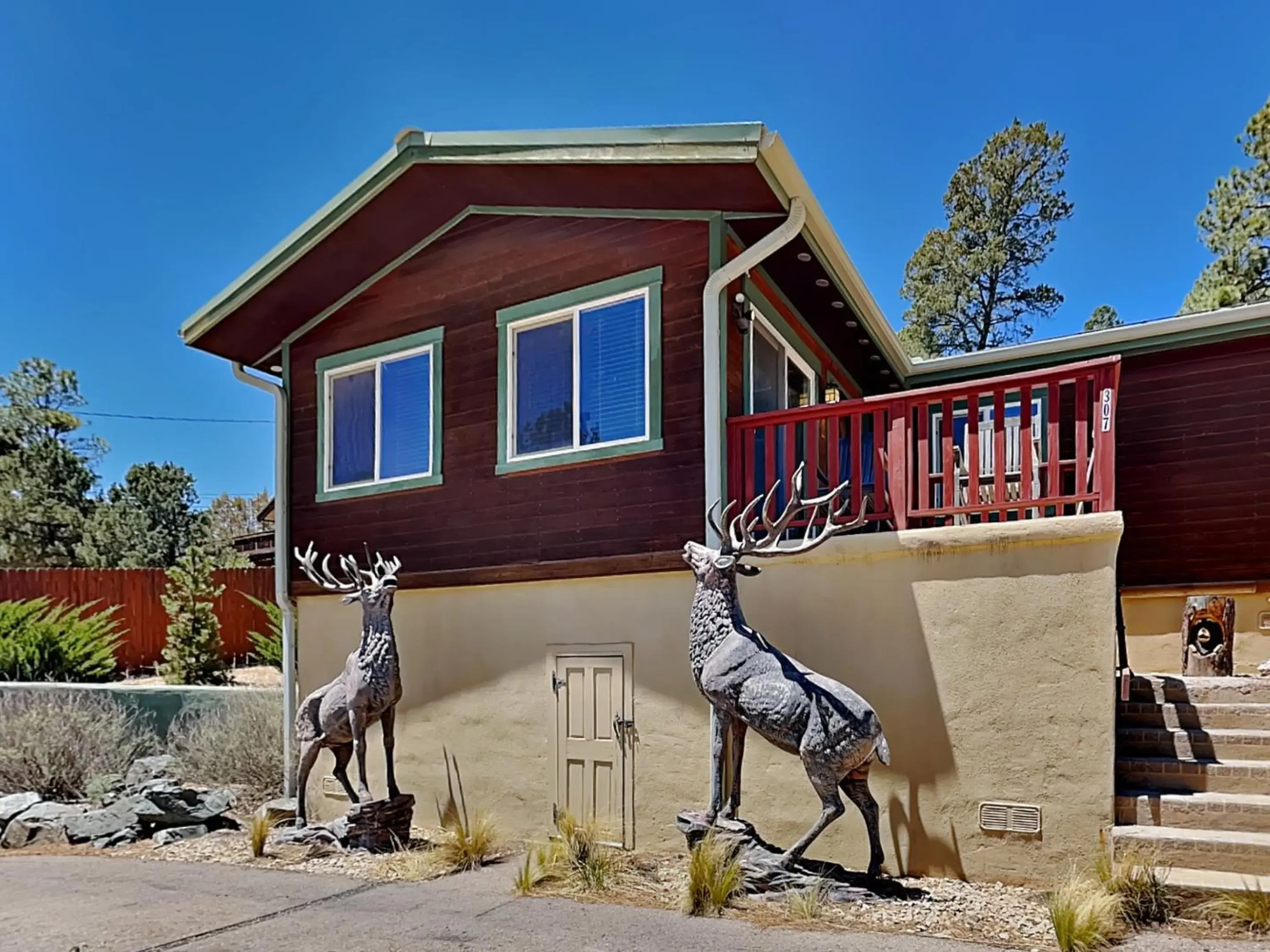 Double Elk Lodge Double Elk Lodge
