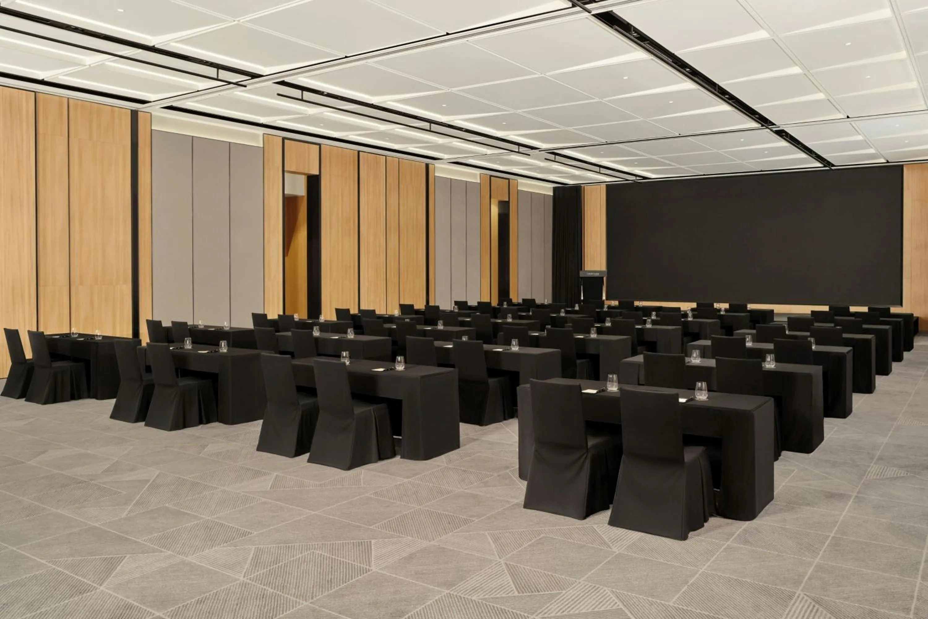 Meeting/conference room in Courtyard by Marriott Pyeongtaek