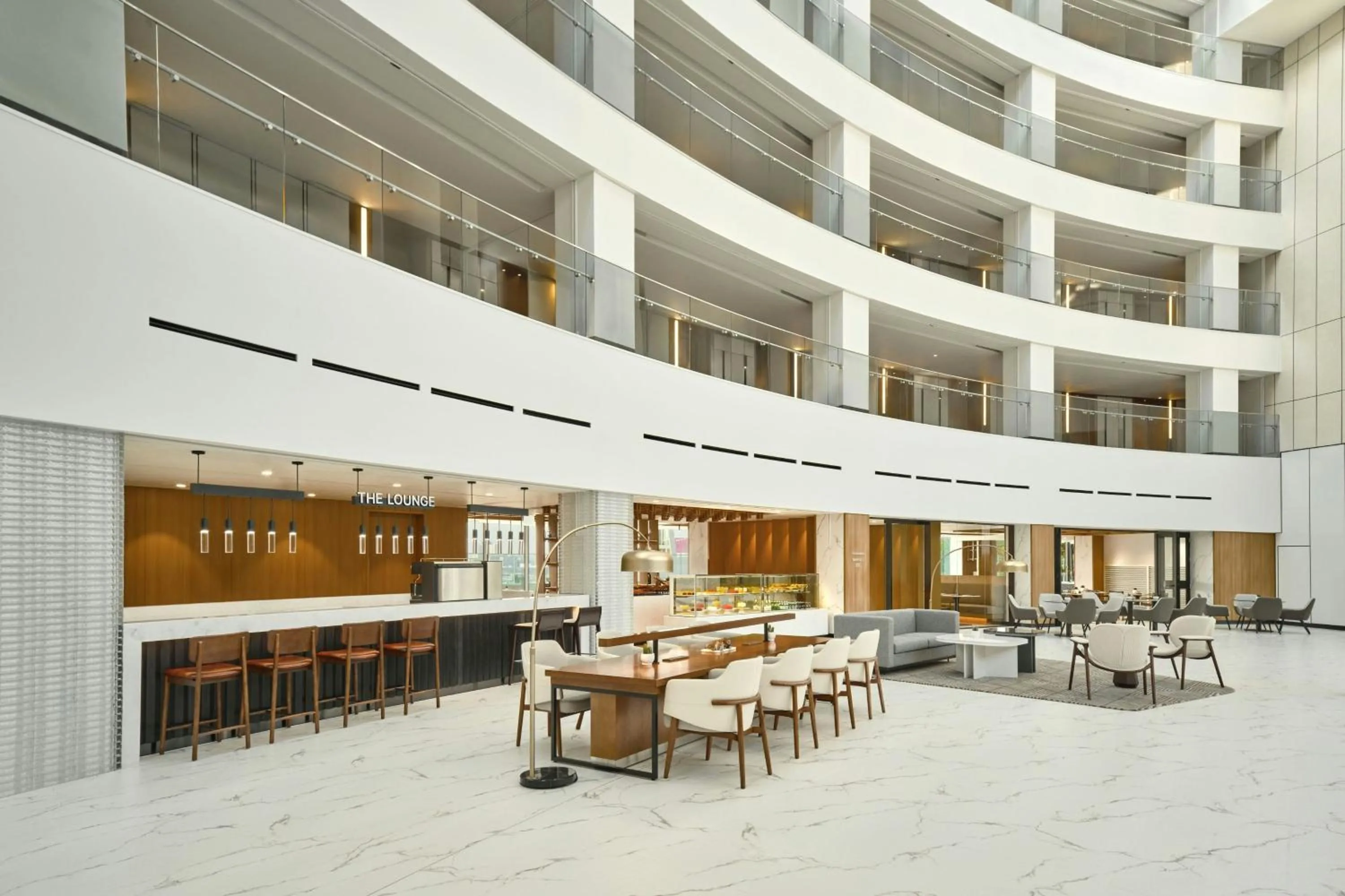 Lounge or bar in Courtyard by Marriott Pyeongtaek