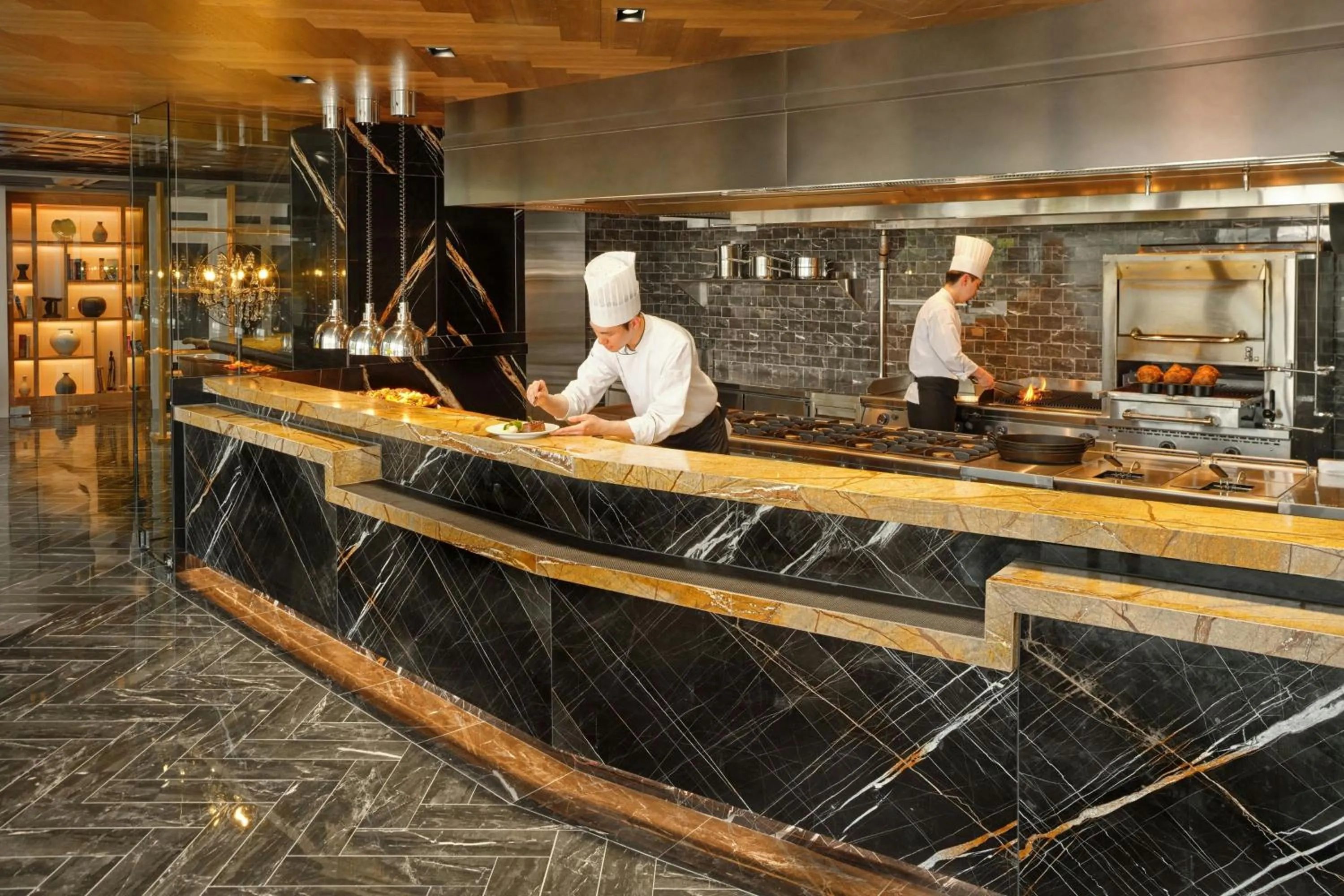 Kitchen or kitchenette in Courtyard by Marriott Pyeongtaek