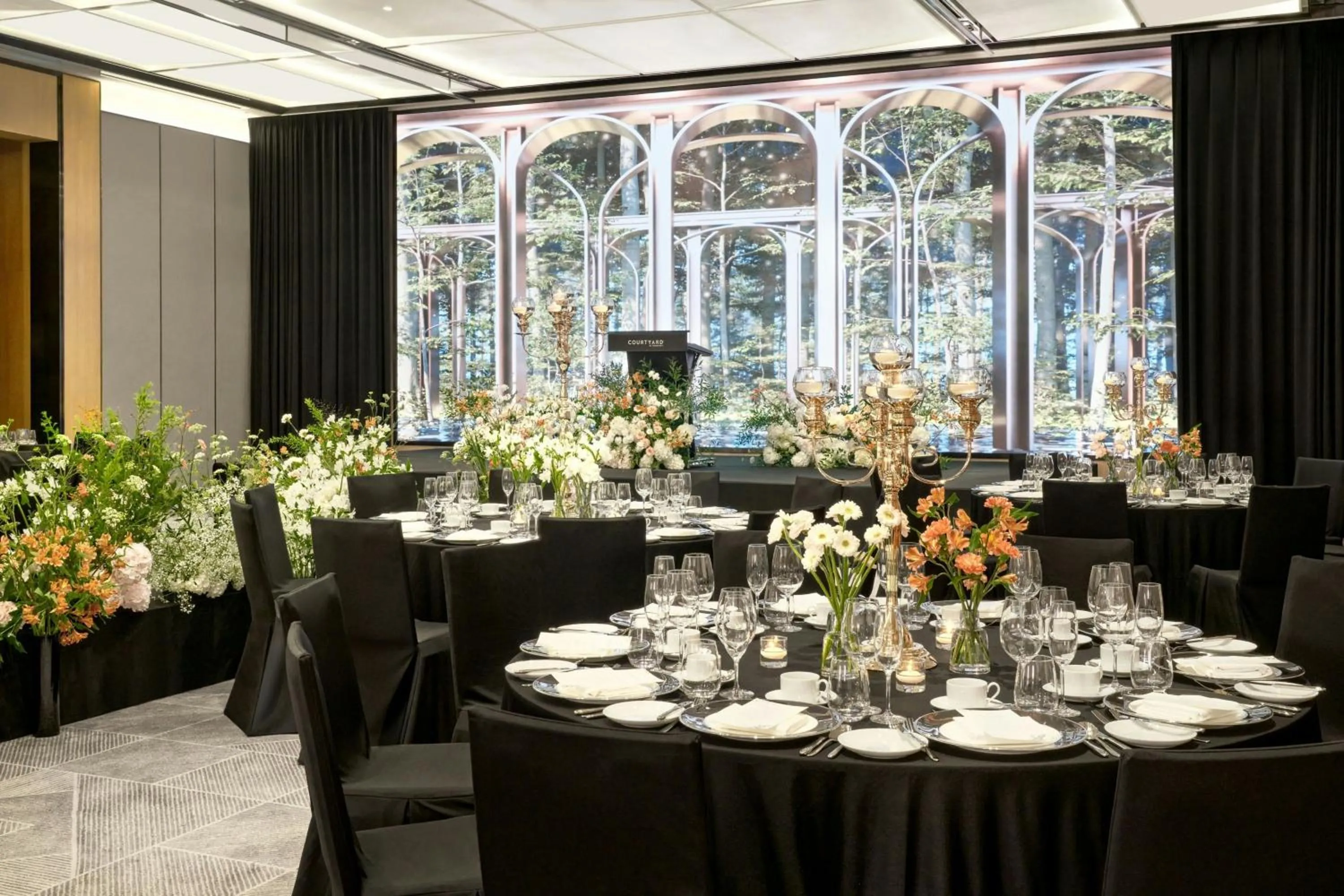 Meeting/conference room in Courtyard by Marriott Pyeongtaek