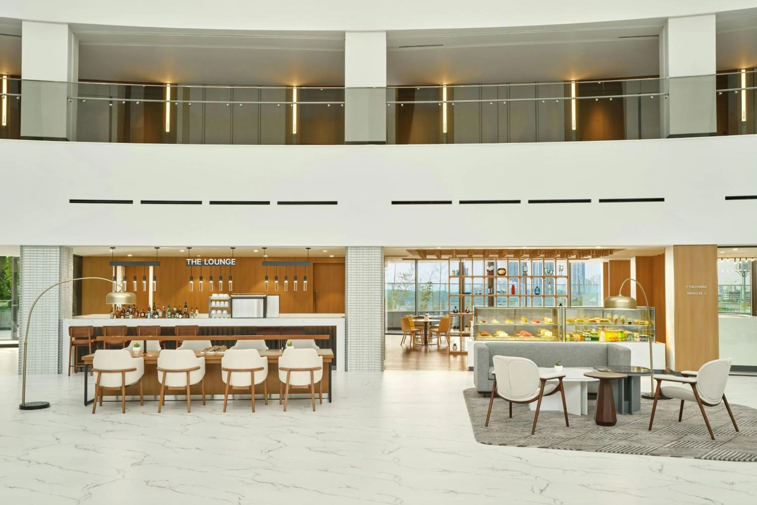 Lounge or bar in Courtyard by Marriott Pyeongtaek