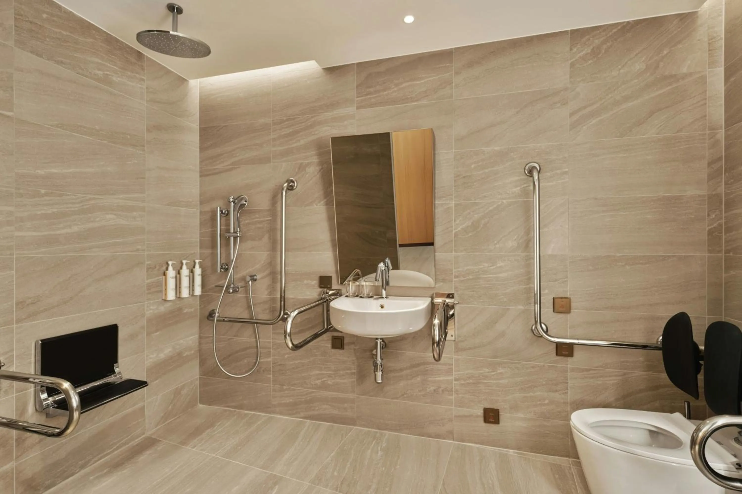 Bathroom in Courtyard by Marriott Pyeongtaek