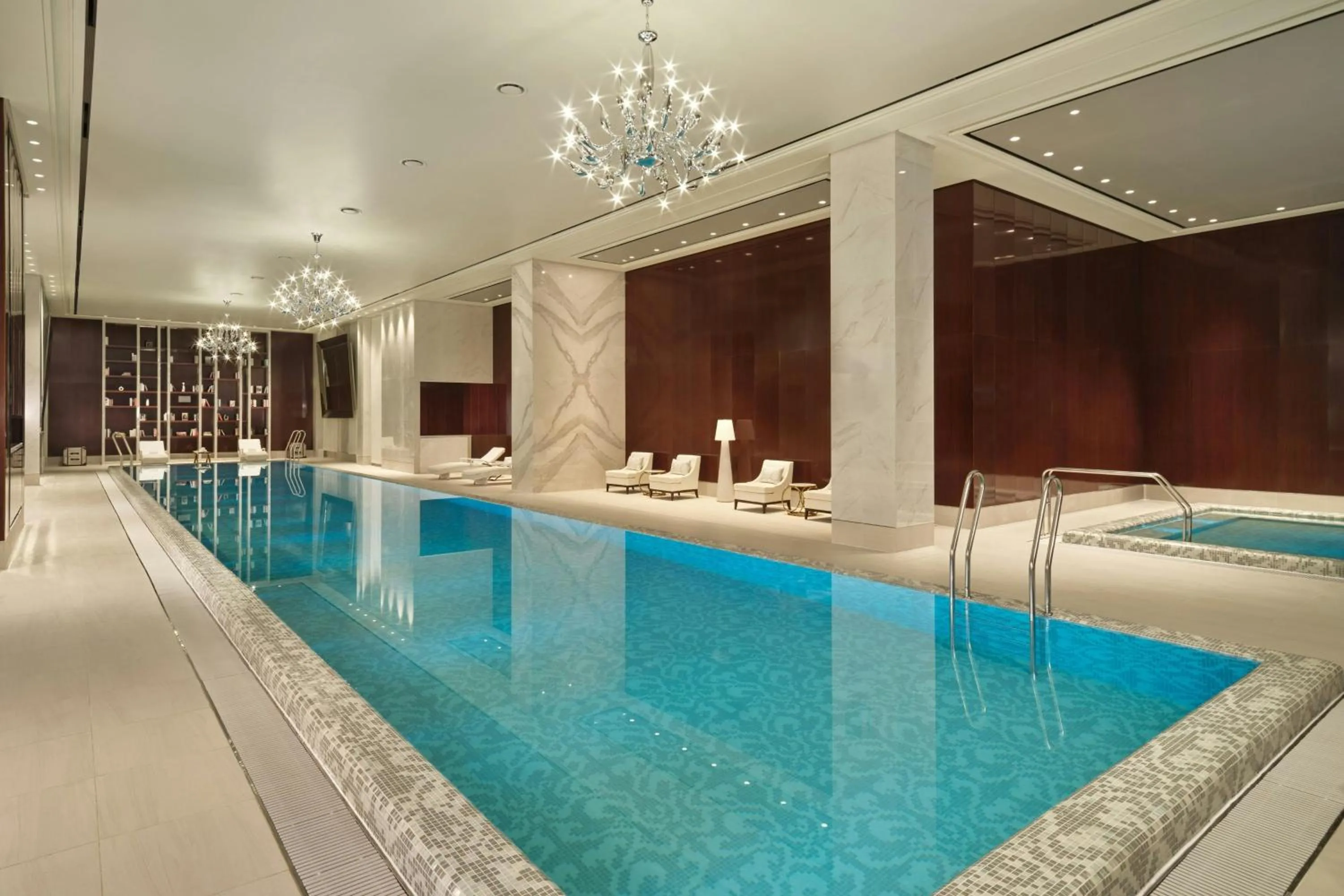 Swimming pool in Courtyard by Marriott Pyeongtaek