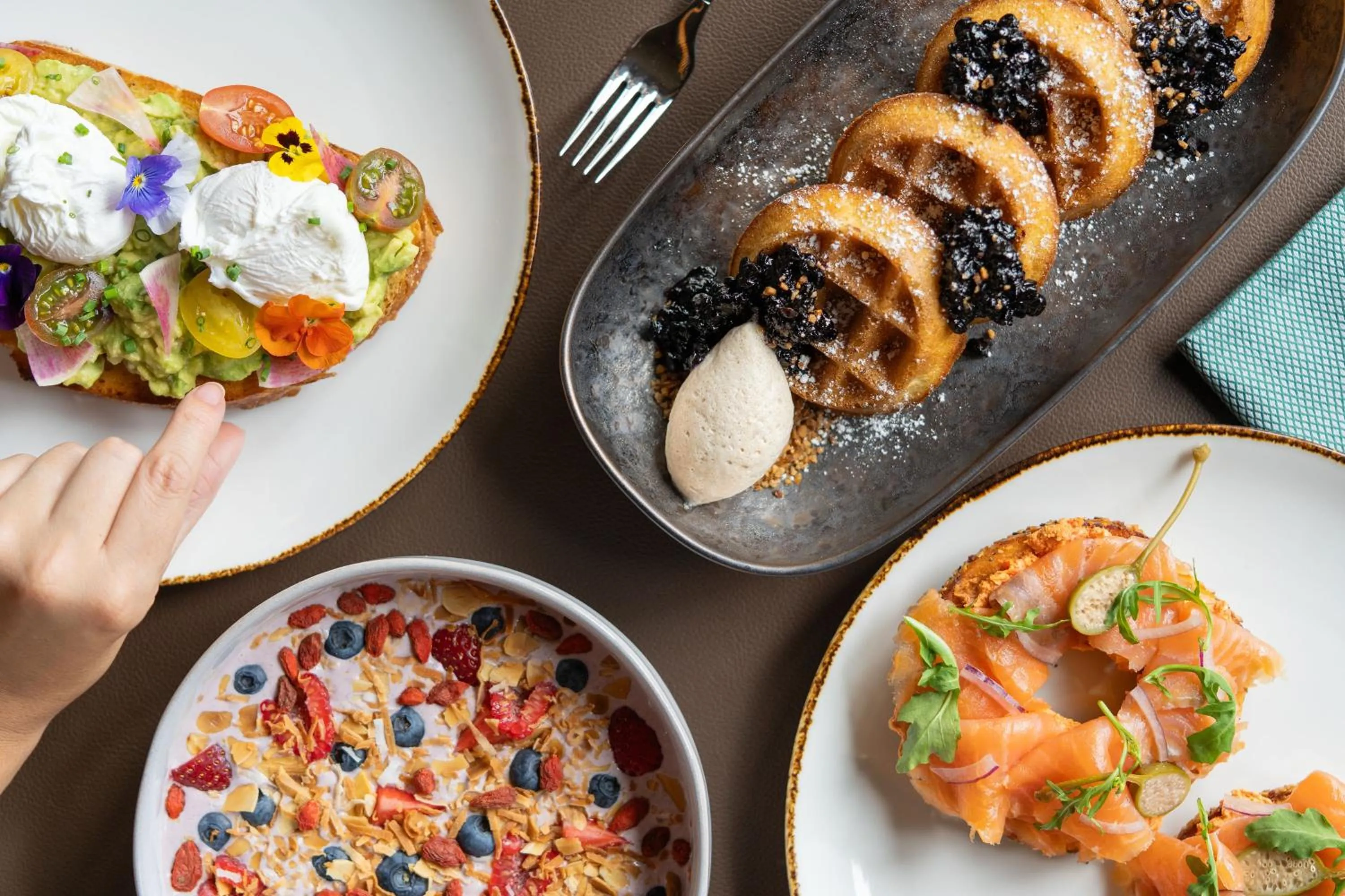 Food and drinks in JW Marriott Reston Station