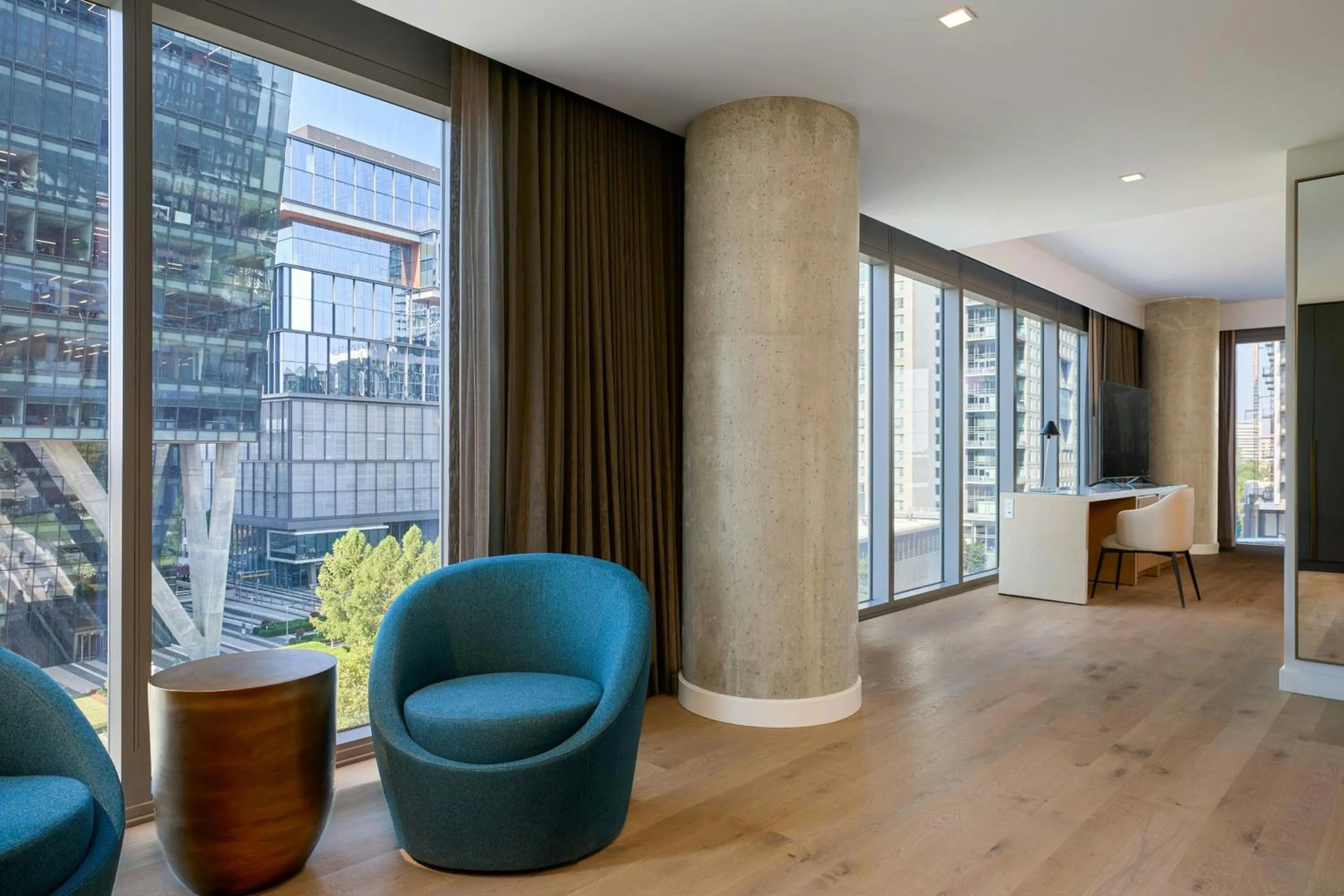 Living room in JW Marriott Reston Station