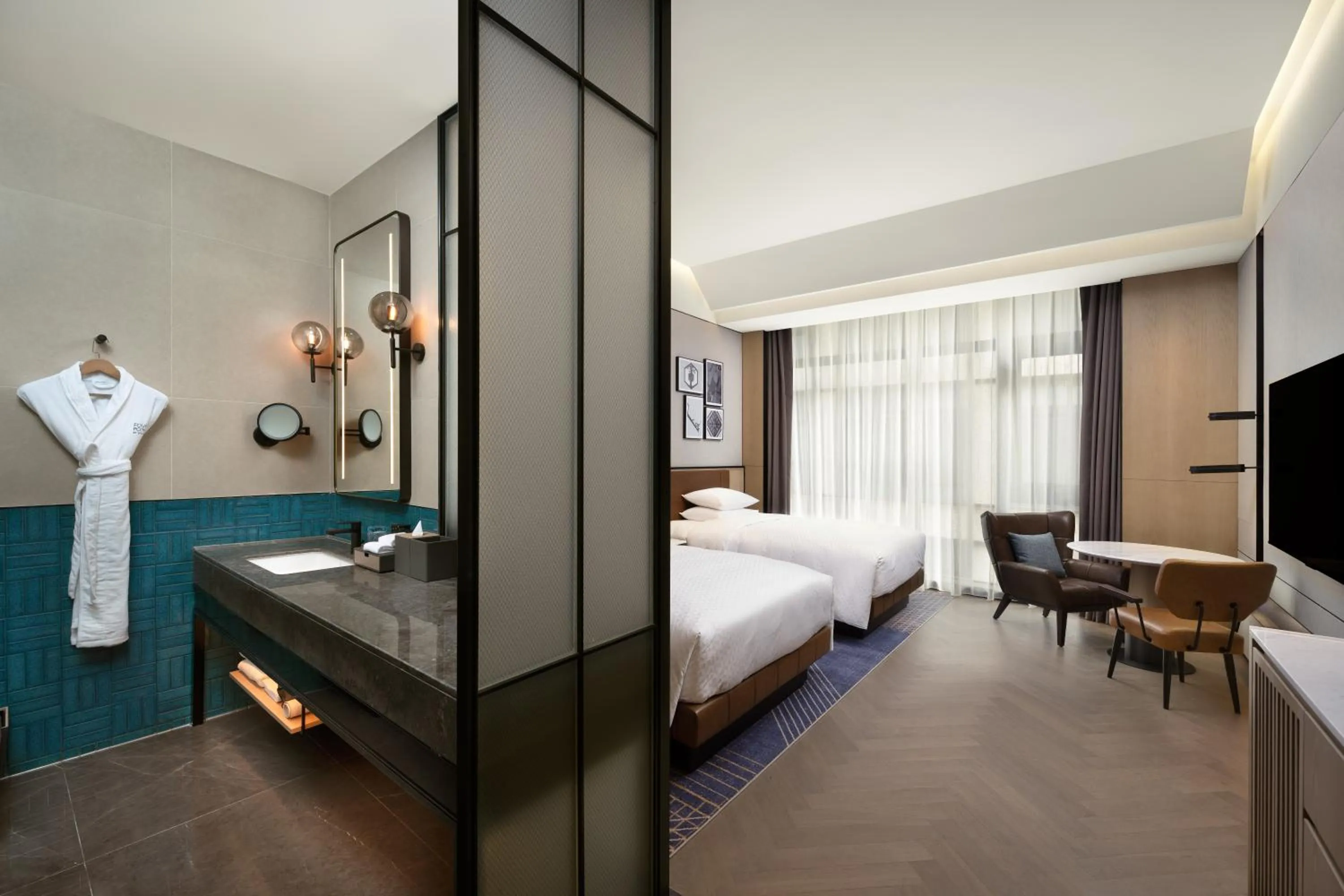 Bed in Four Points by Sheraton Suzhou Gusu