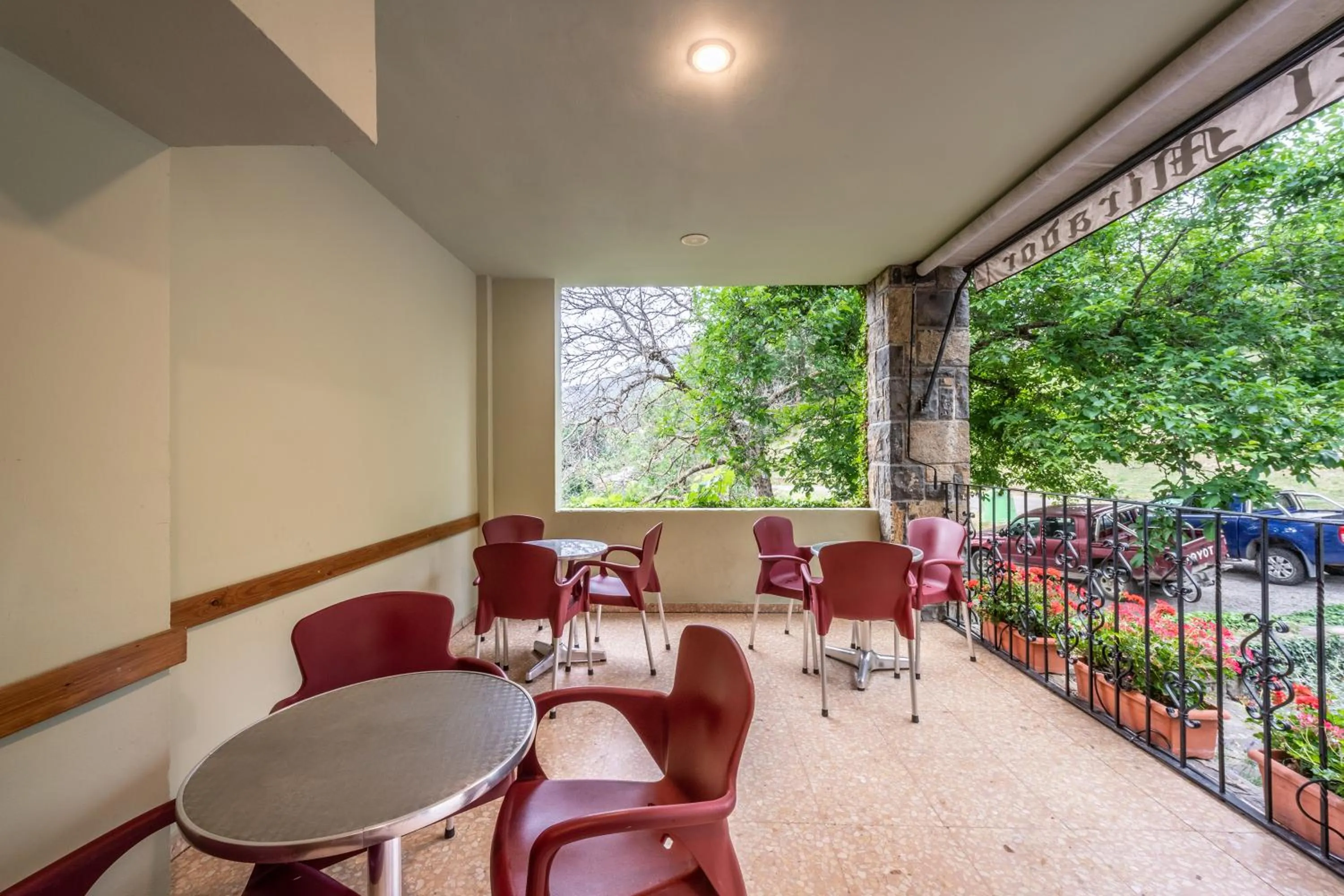 Lounge or bar in Hotel de Montaña El Mirador