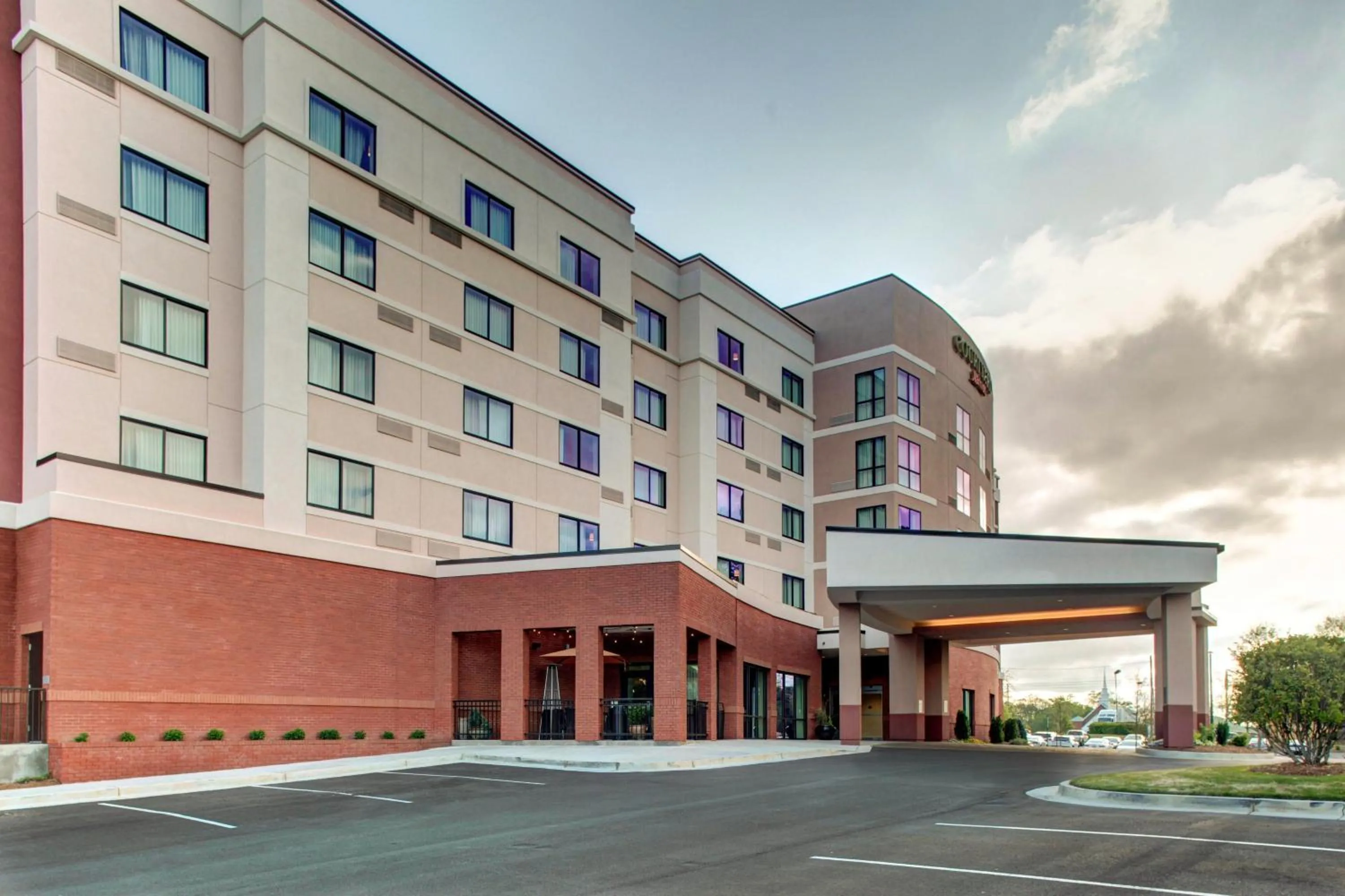 Property building in Courtyard by Marriott Carrollton