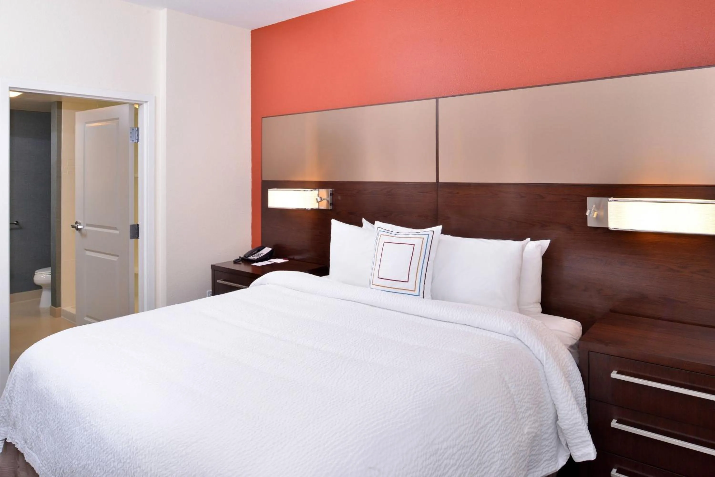 Bedroom, Bed in Residence Inn by Marriott East Lansing