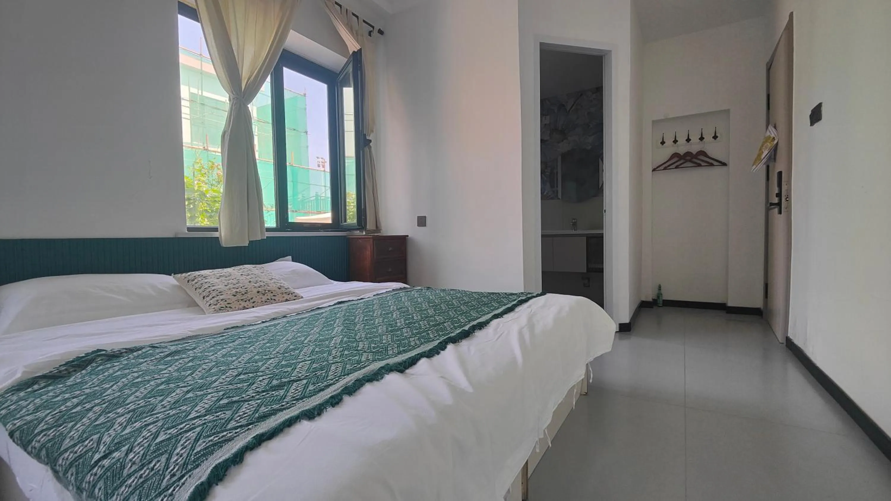 Bed in July Inn Weihai