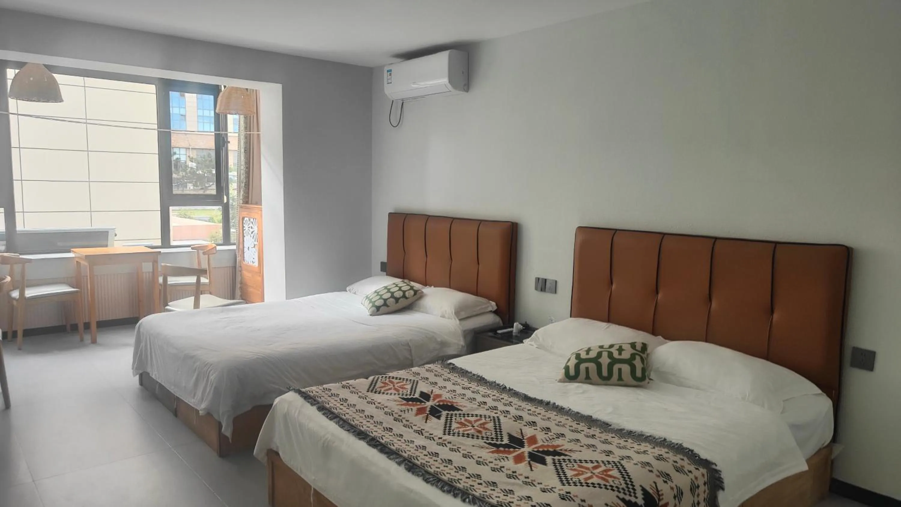 Bed in July Inn Weihai