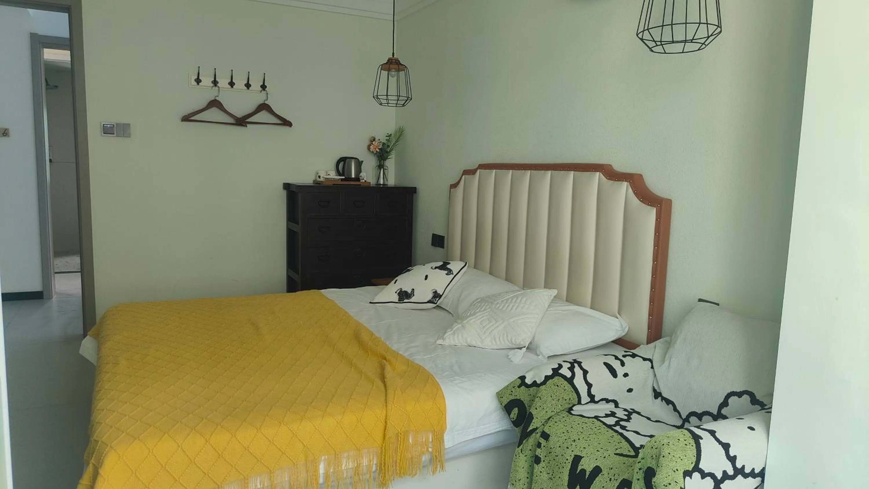 Bed in July Inn Weihai