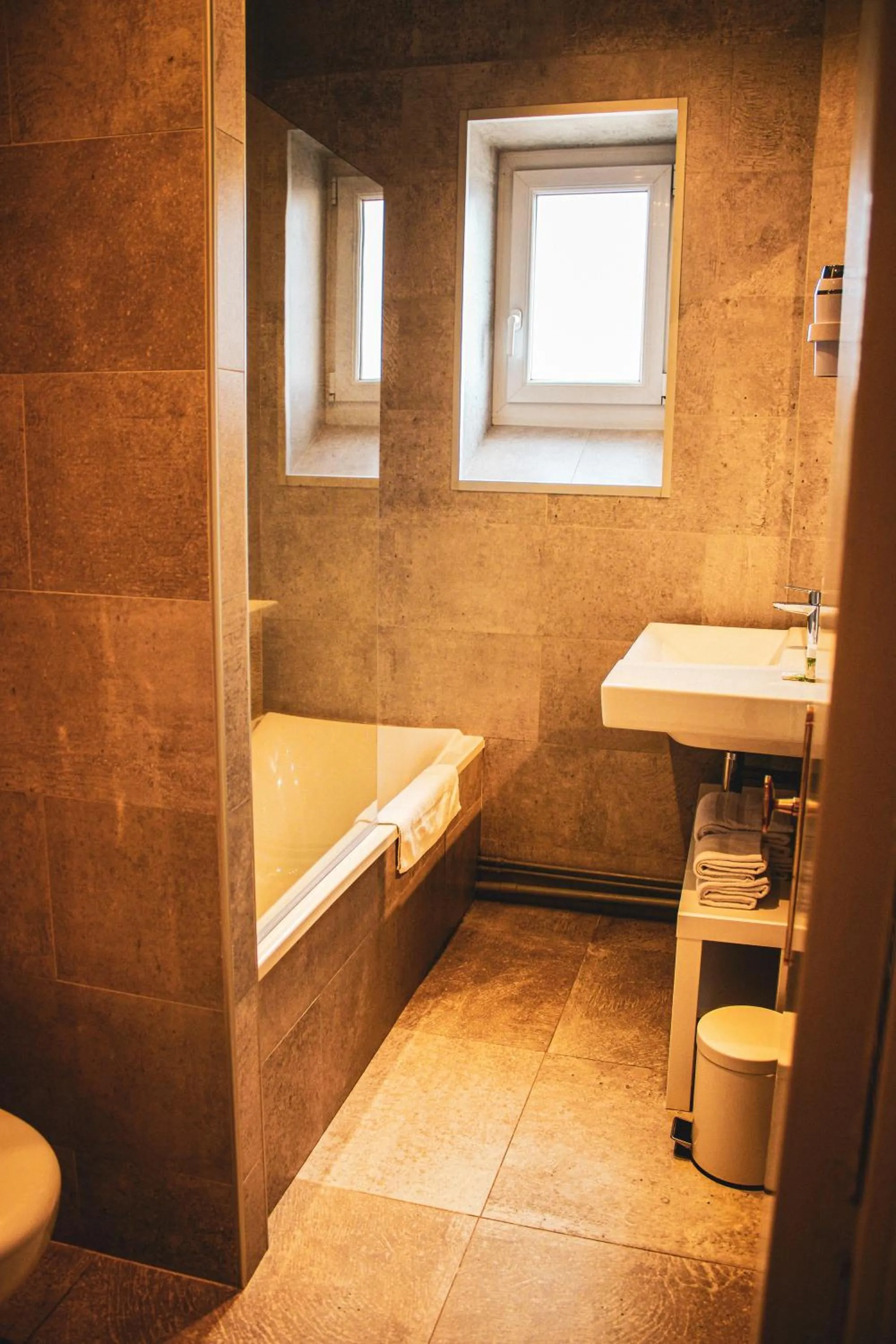 Bathroom in Hotel La Villa Fleurie