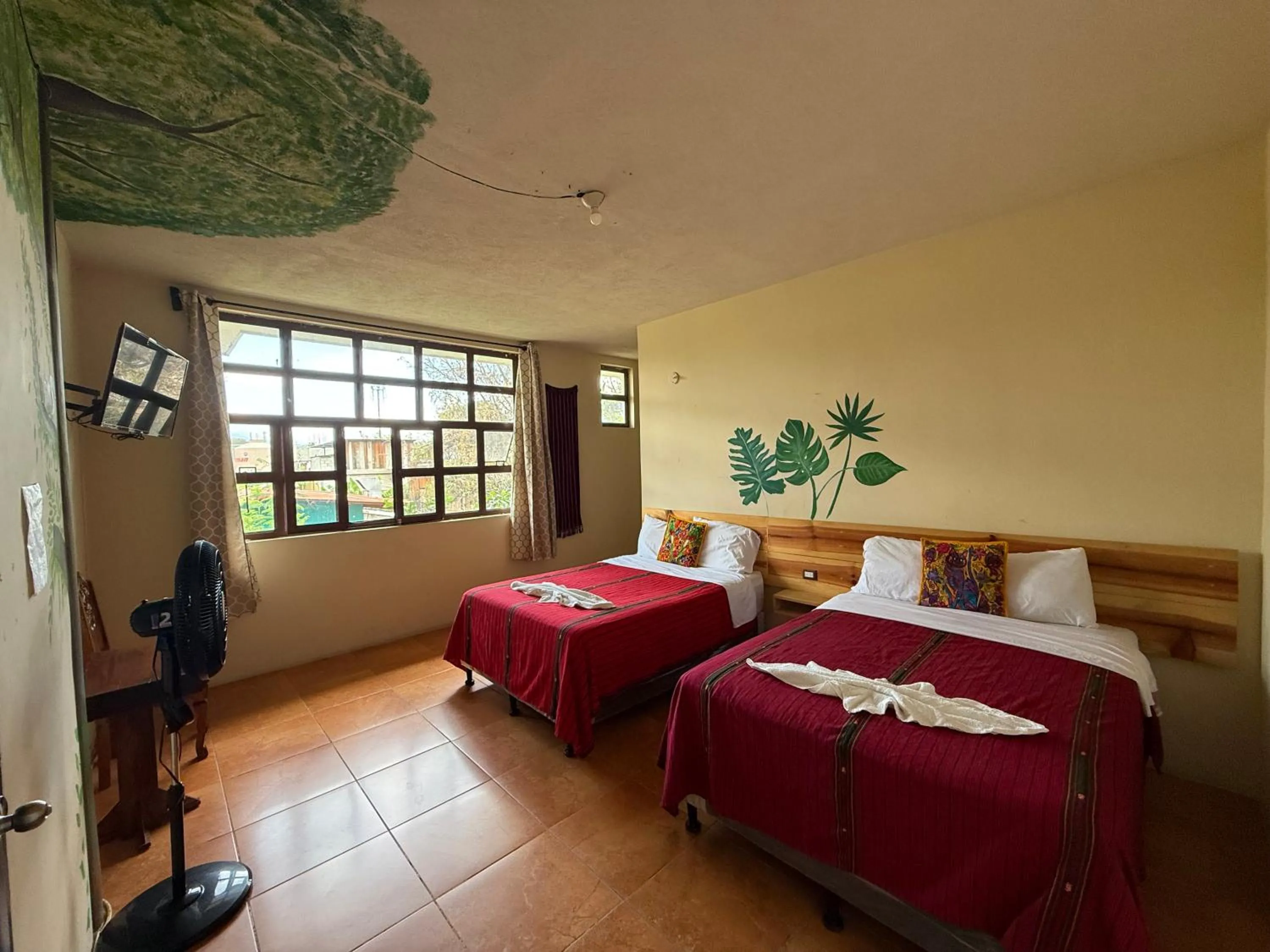 Family Room in Oasis Panajachel