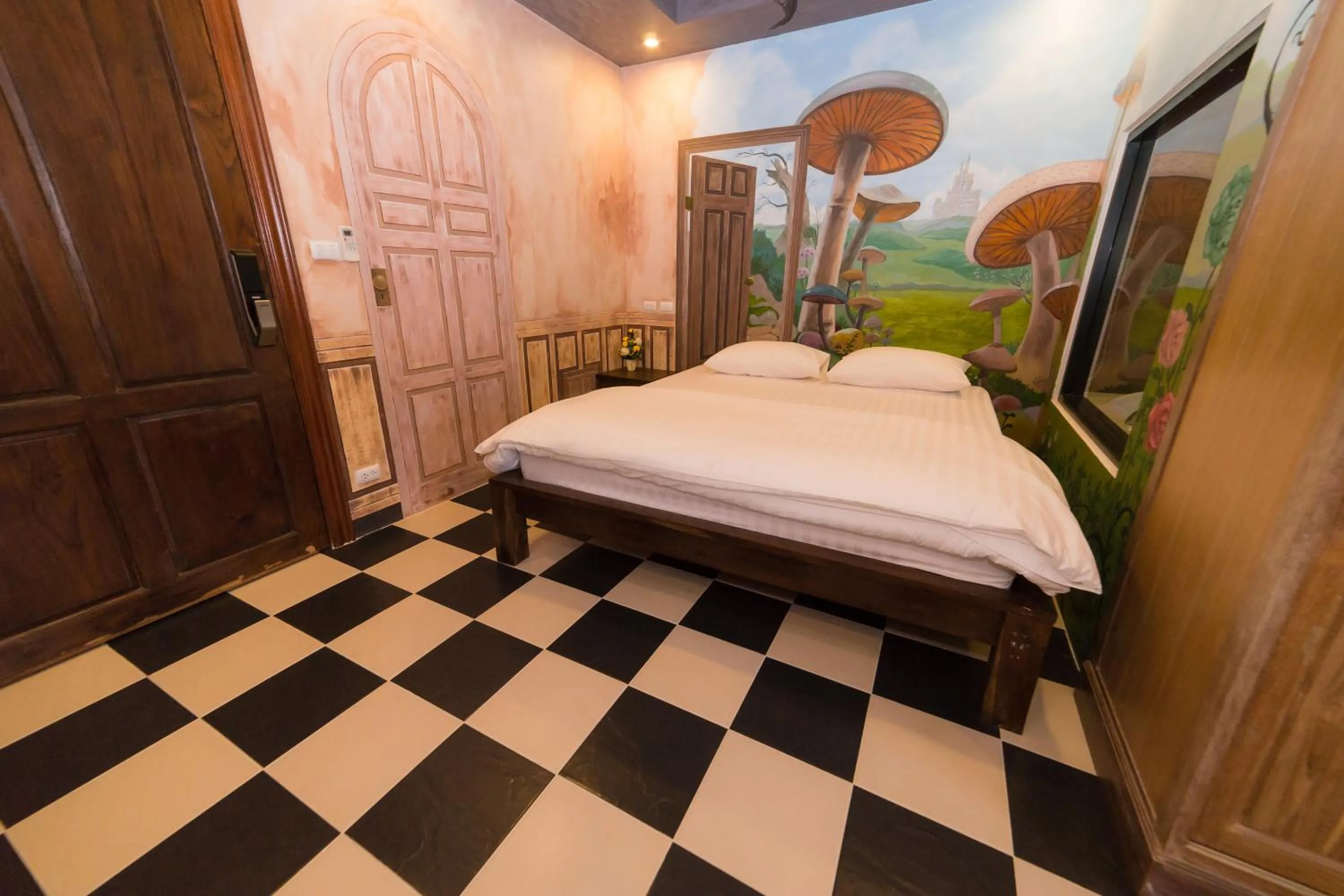 Bedroom, Bed in Thongtara House Boutique Srinakarin