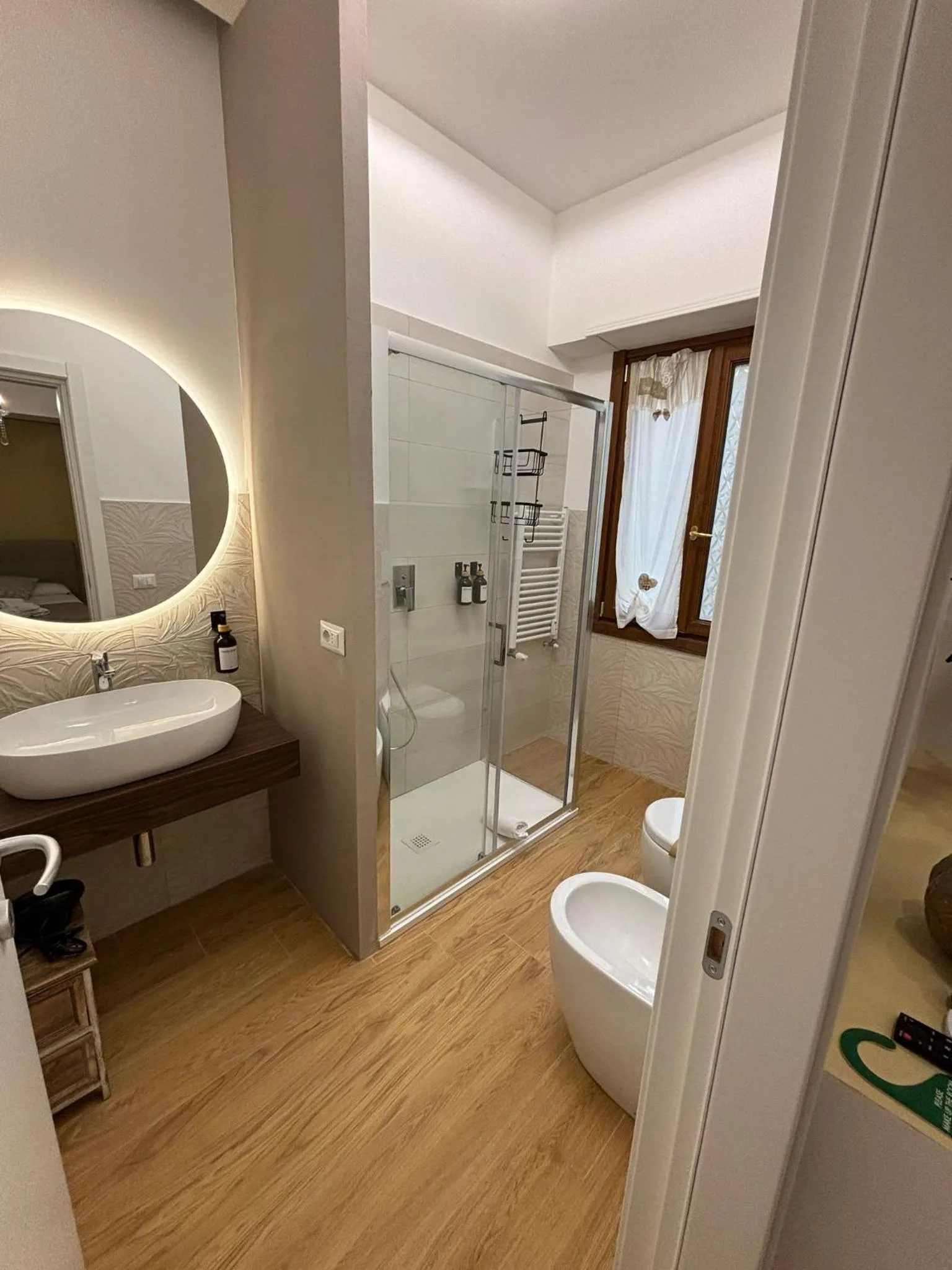 Shower in Mami Guest House Rome Vatican St Peters