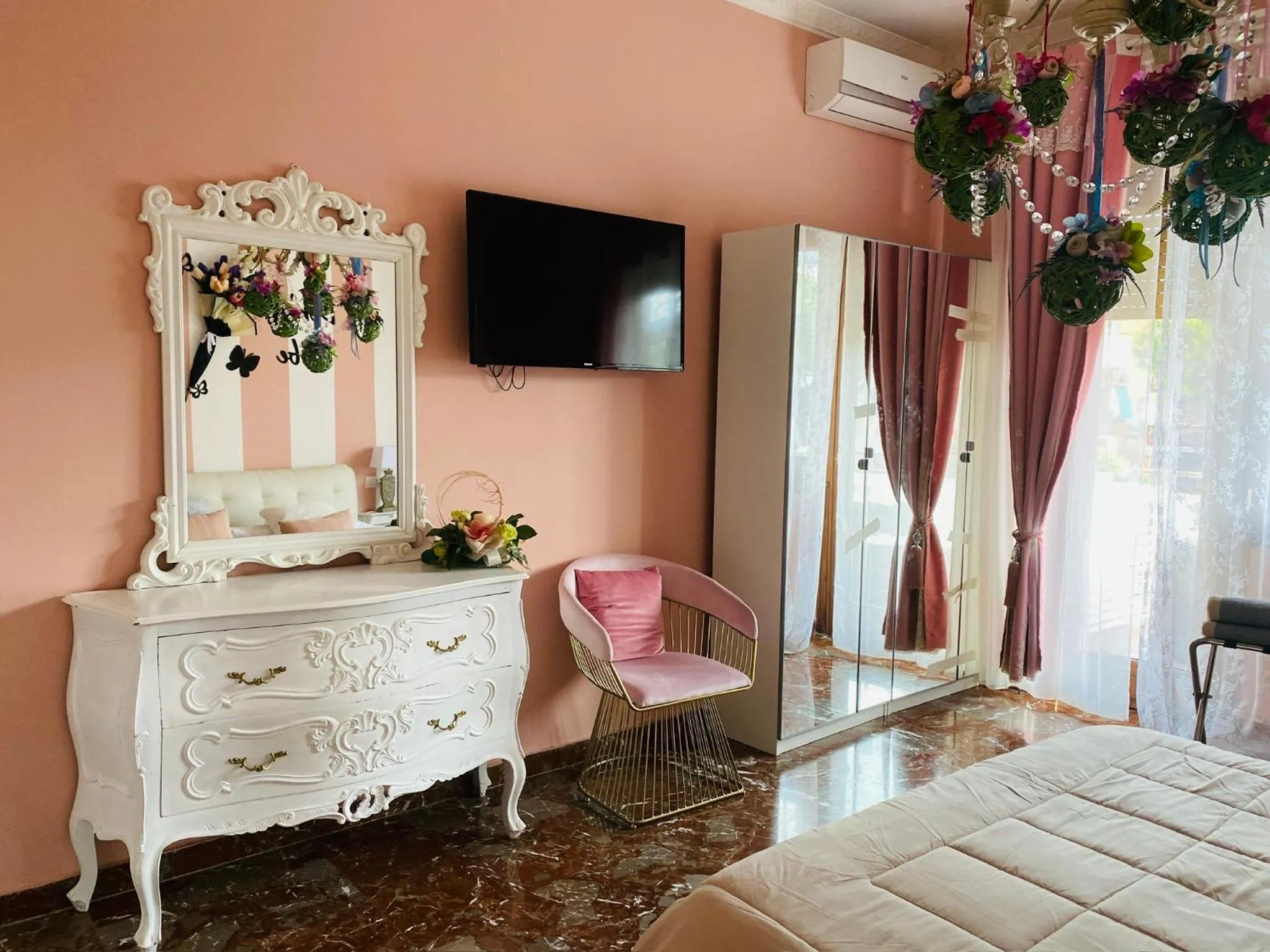 Bed in Mami Guest House Rome Vatican St Peters