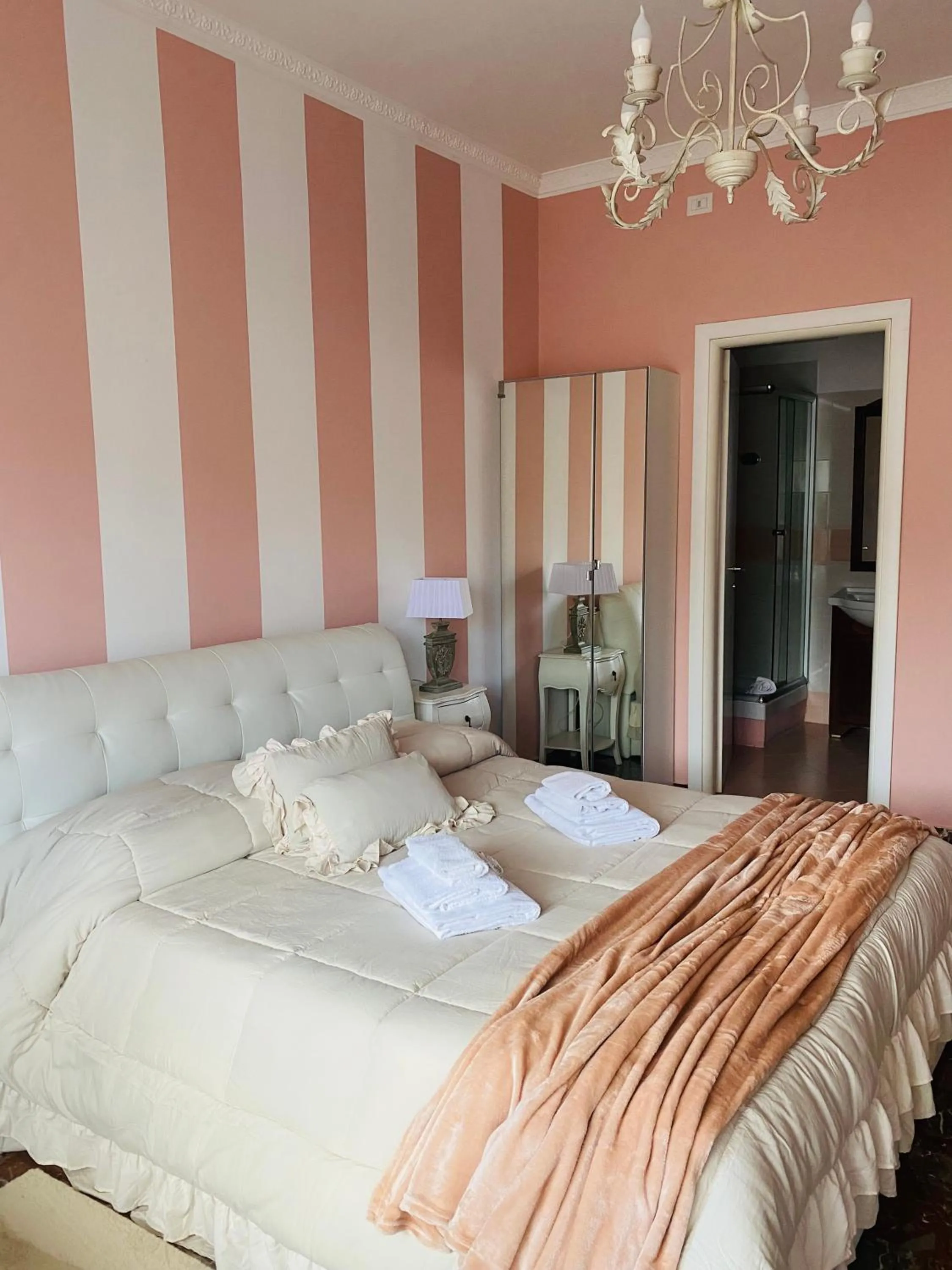 Bed in Mami Guest House Rome Vatican St Peters