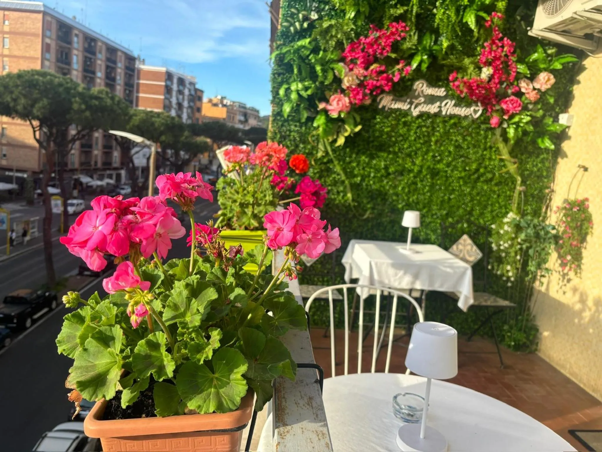 Spring in Mami Guest House Rome Vatican St Peters