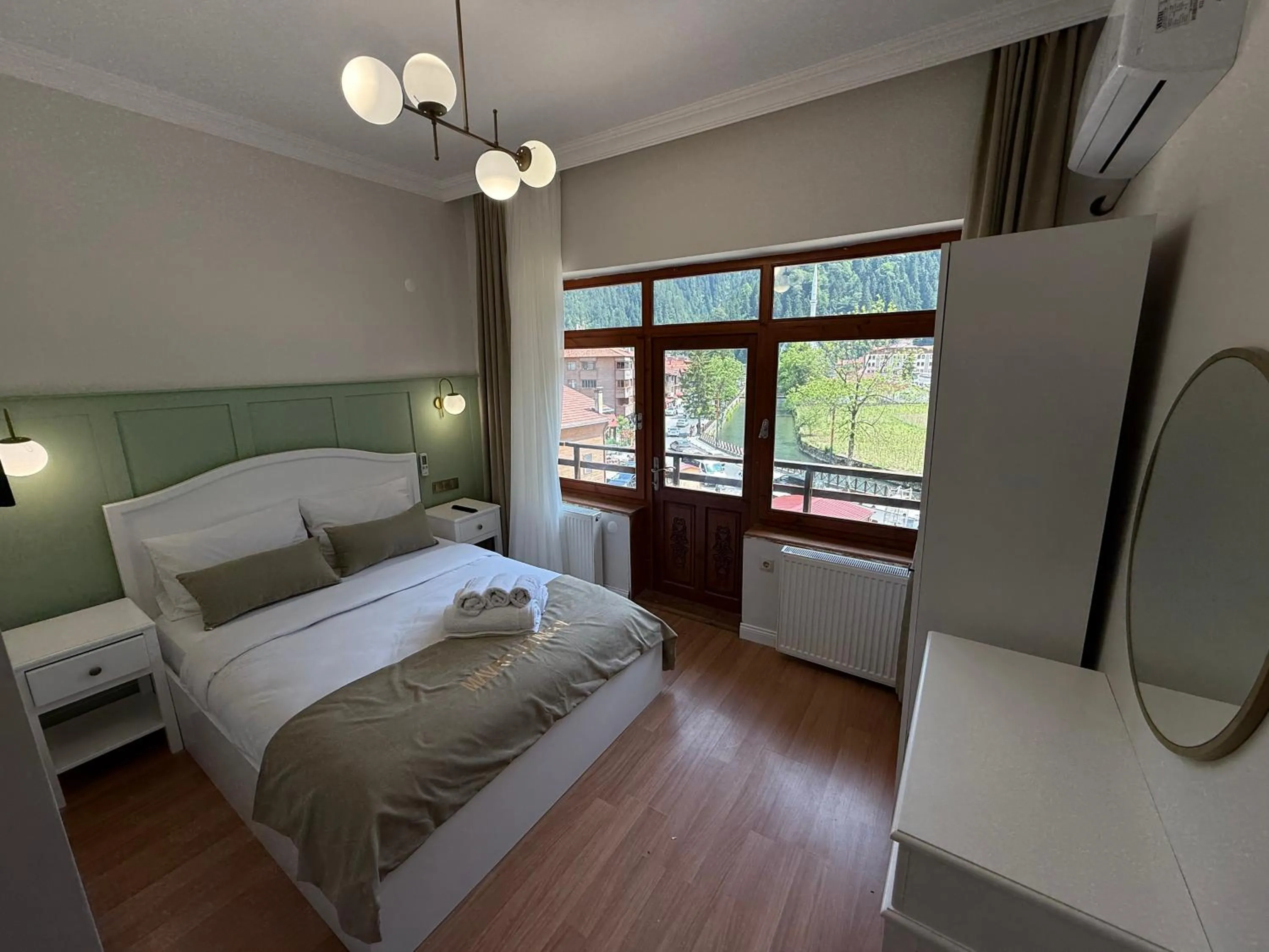 Double Room with Balcony in Mavro Uzungöl