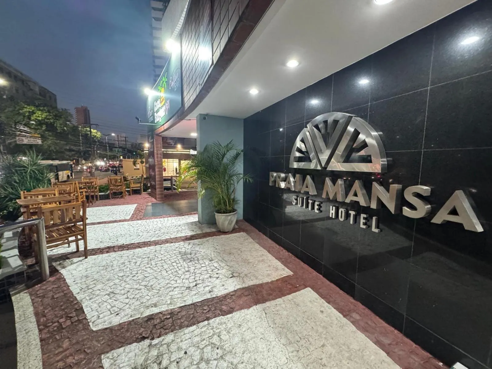 Praia Mansa Suite Hotel Flat