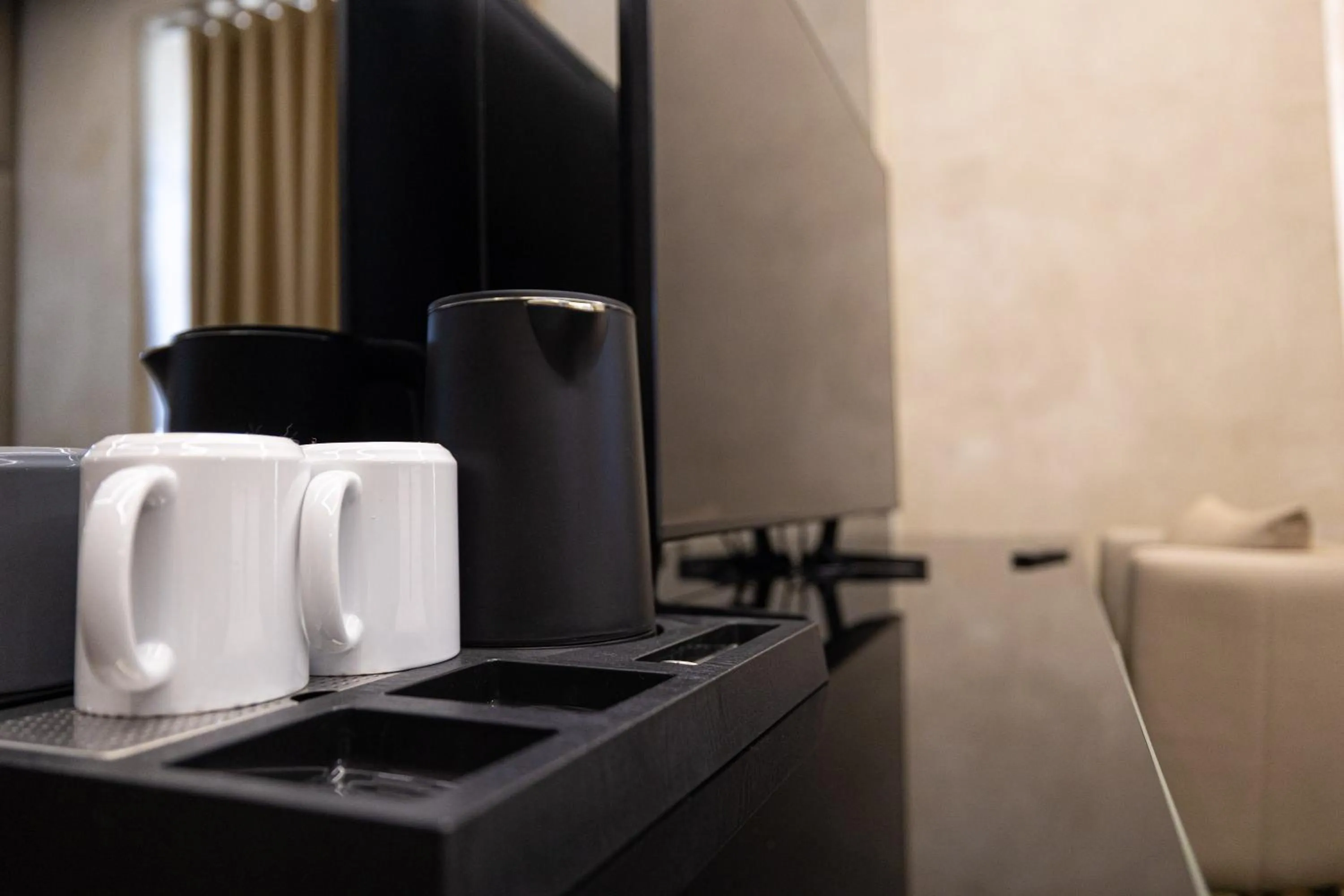 Coffee/tea facilities in Sazani Hotel