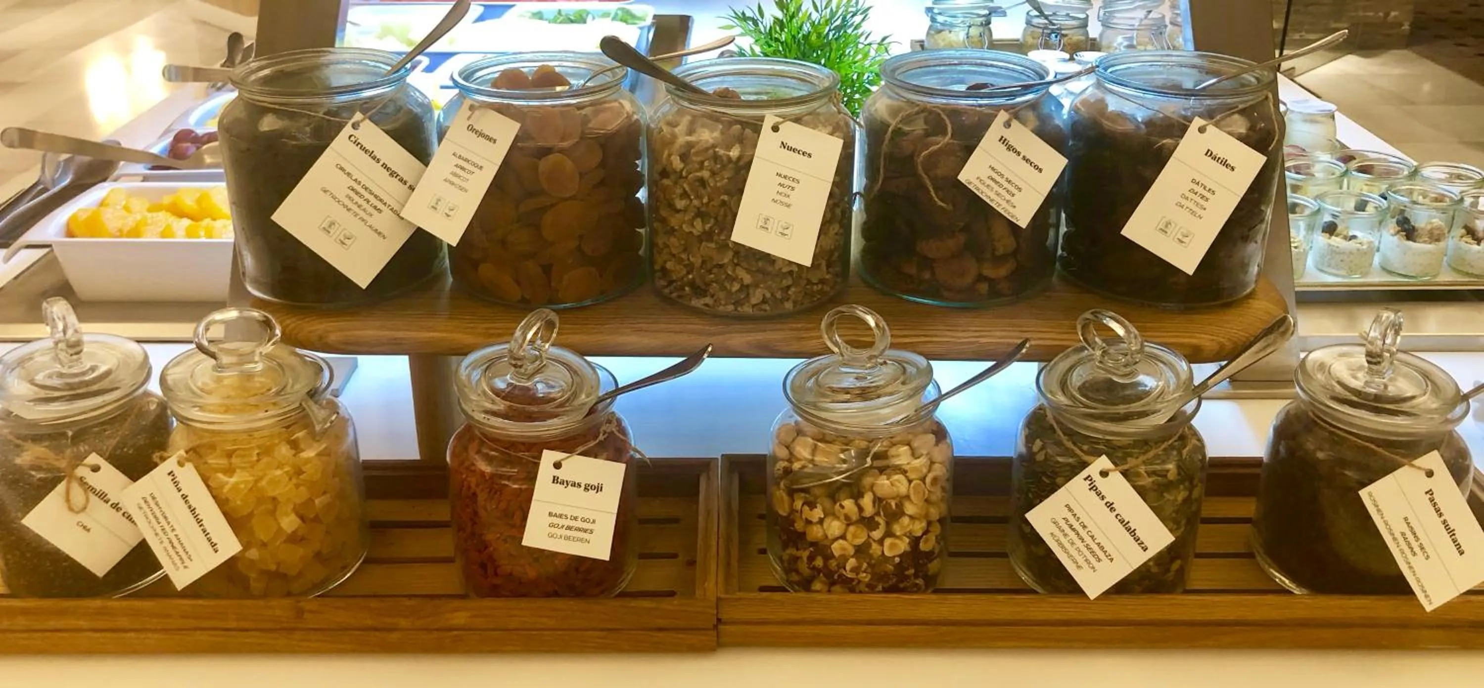 Buffet breakfast in Coral Beach Aparthotel