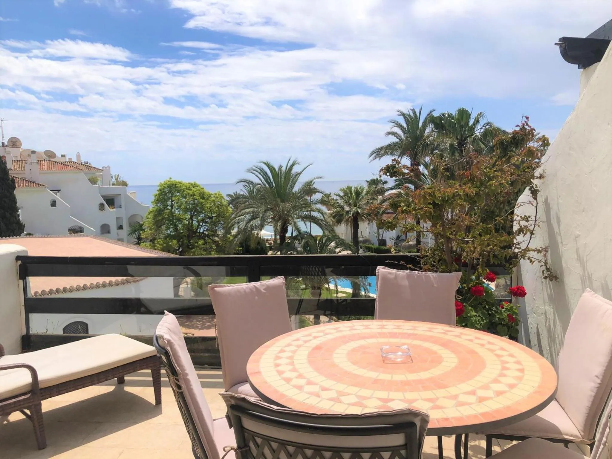Balcony/Terrace in Coral Beach Aparthotel