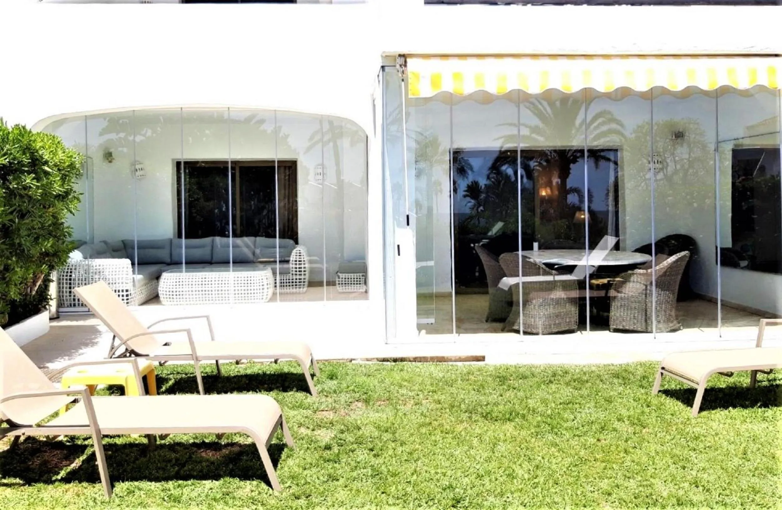Patio in Coral Beach Aparthotel