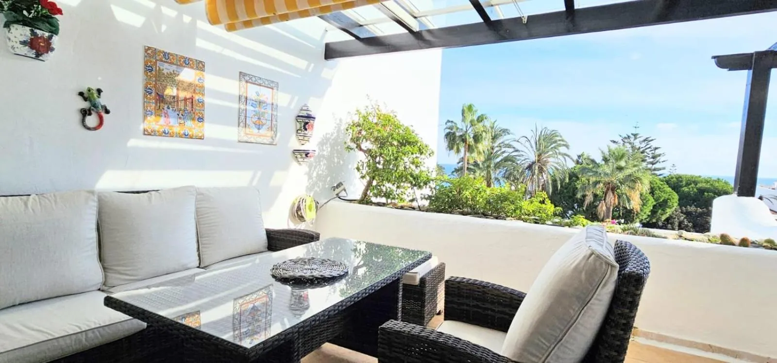 Balcony/Terrace in Coral Beach Aparthotel