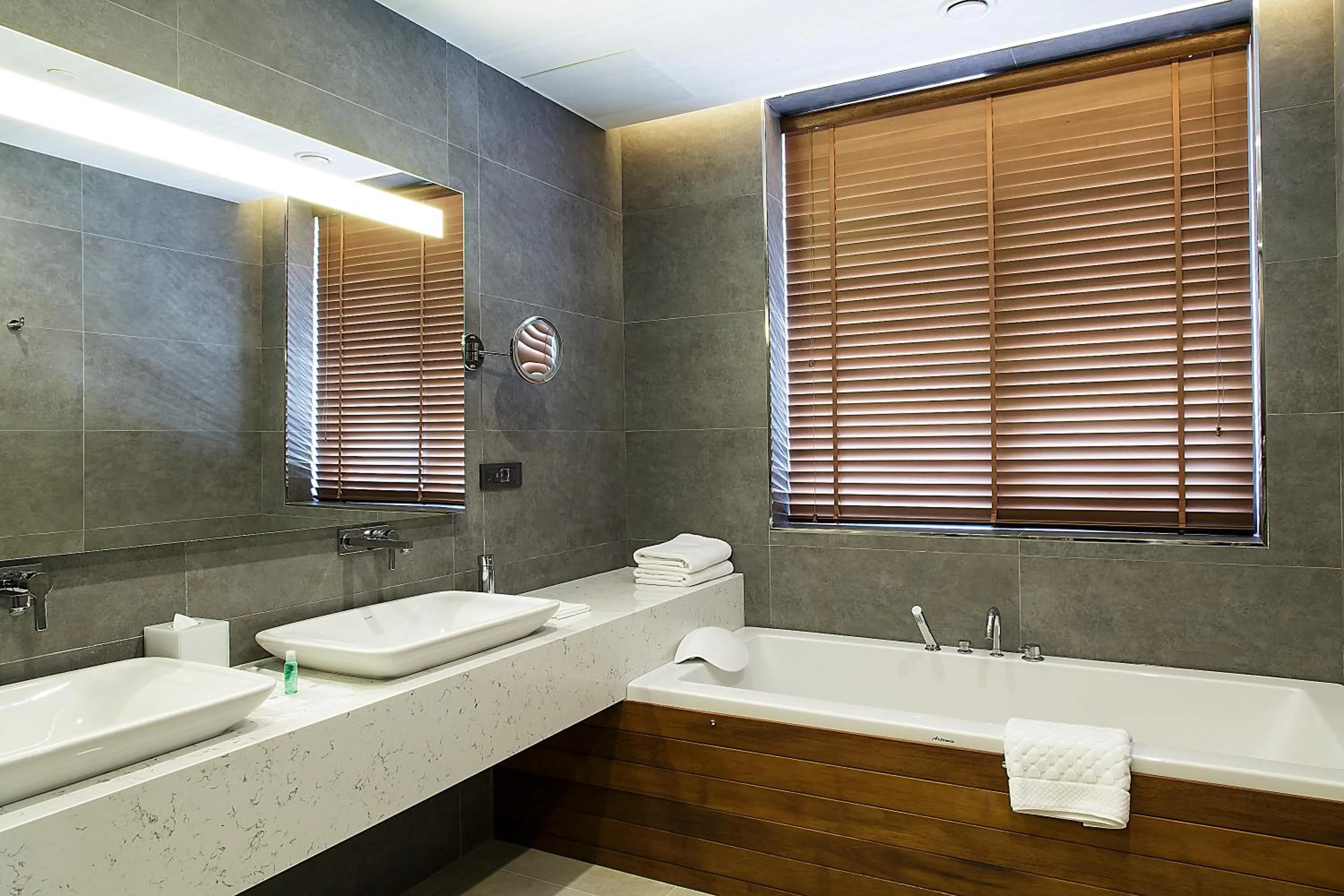 Bathroom in Bof Hotels Business